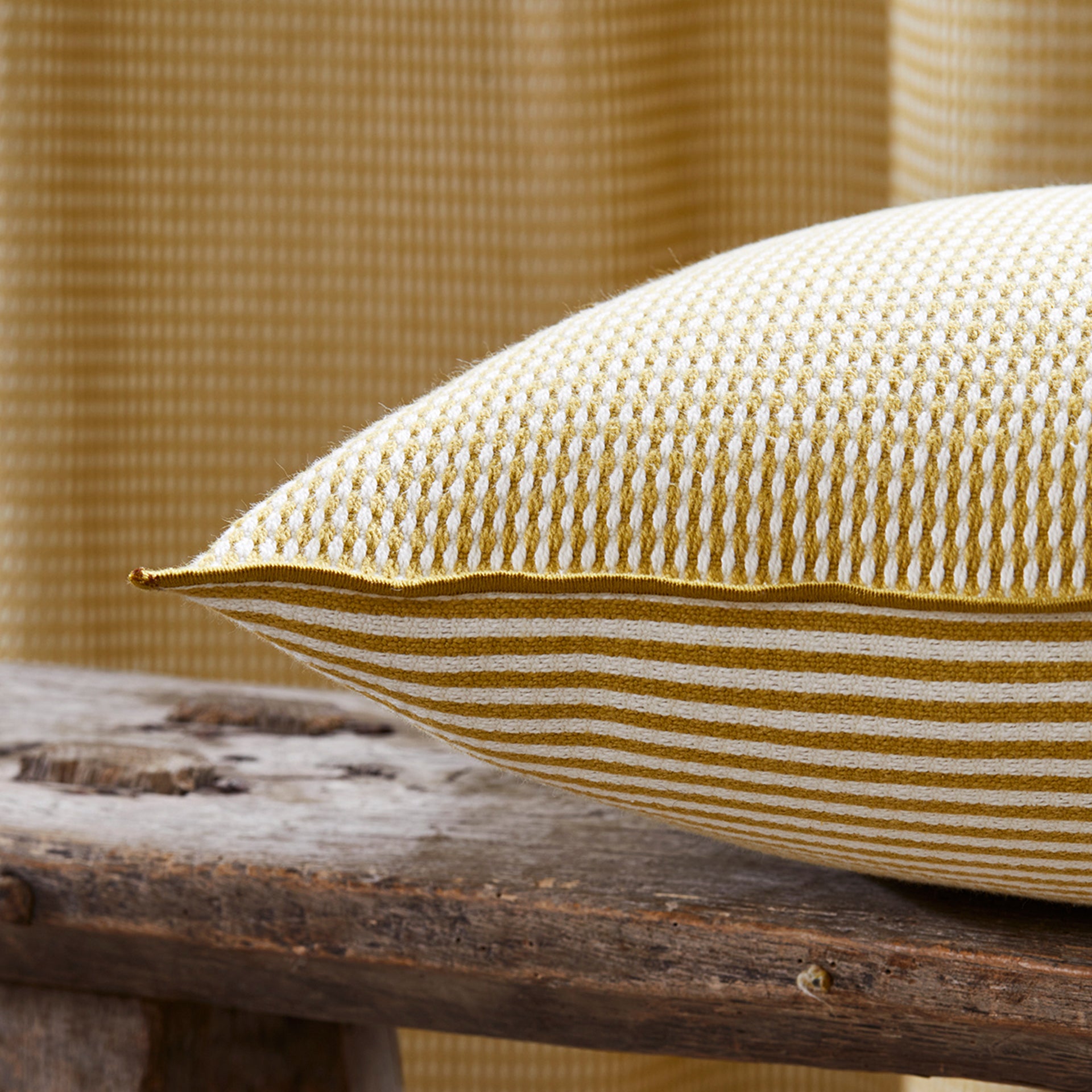 Comment utiliser le jaune en décoration ?