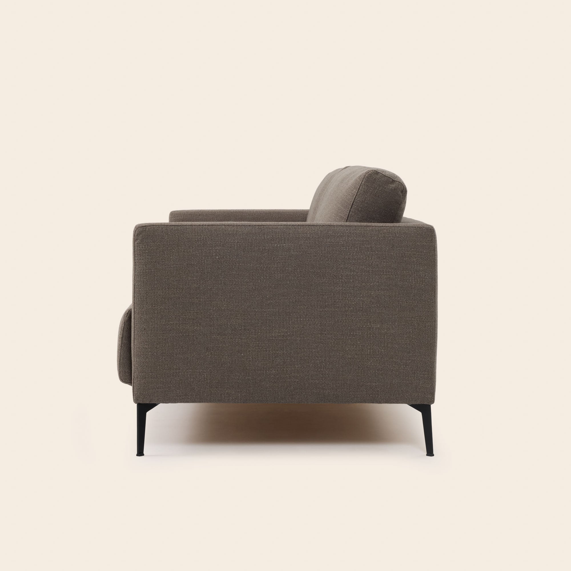 ODELLE 2-Sitzer-Sofa aus taupefarbenem Korbgeflecht