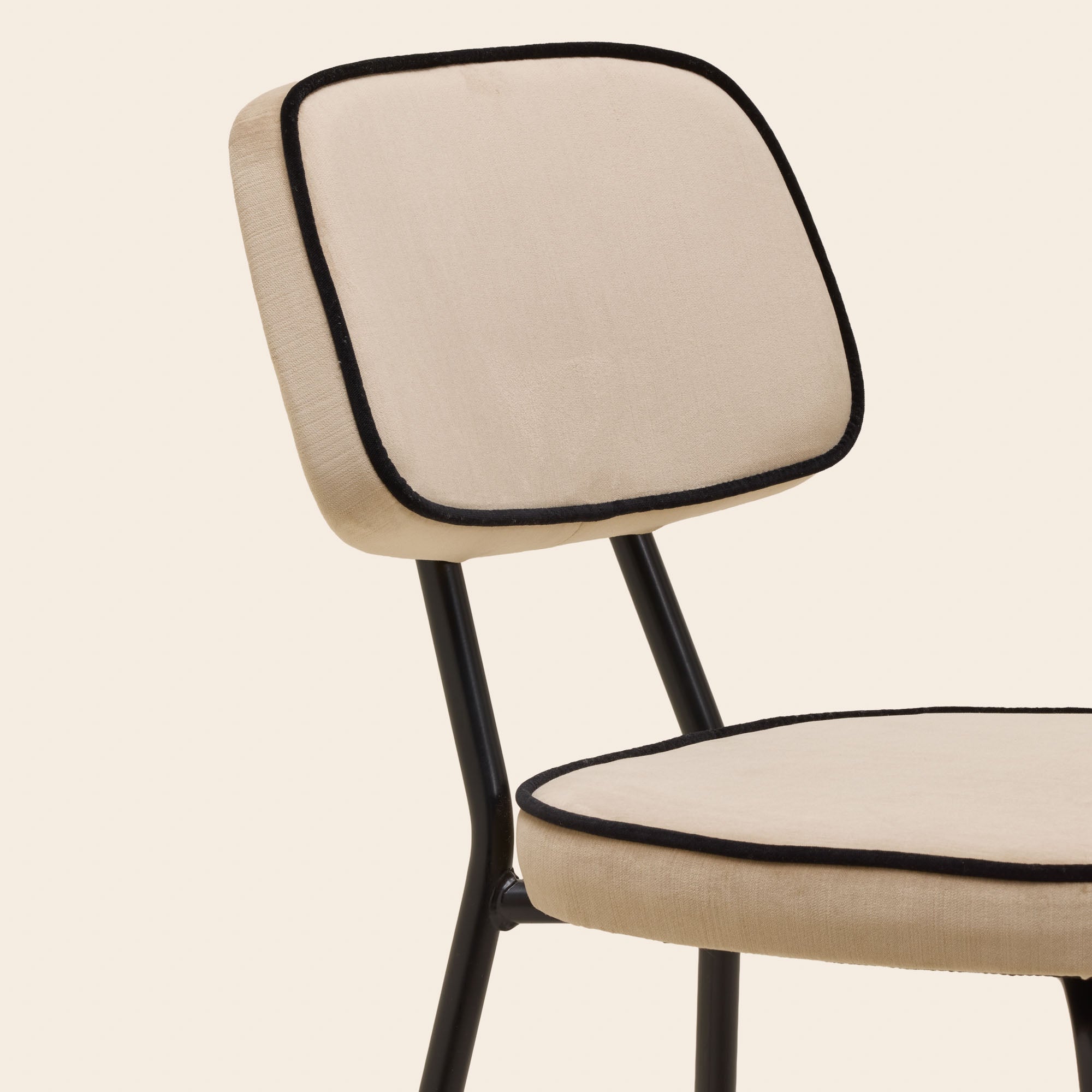 YSABEAU chic beige velvet chair with piping