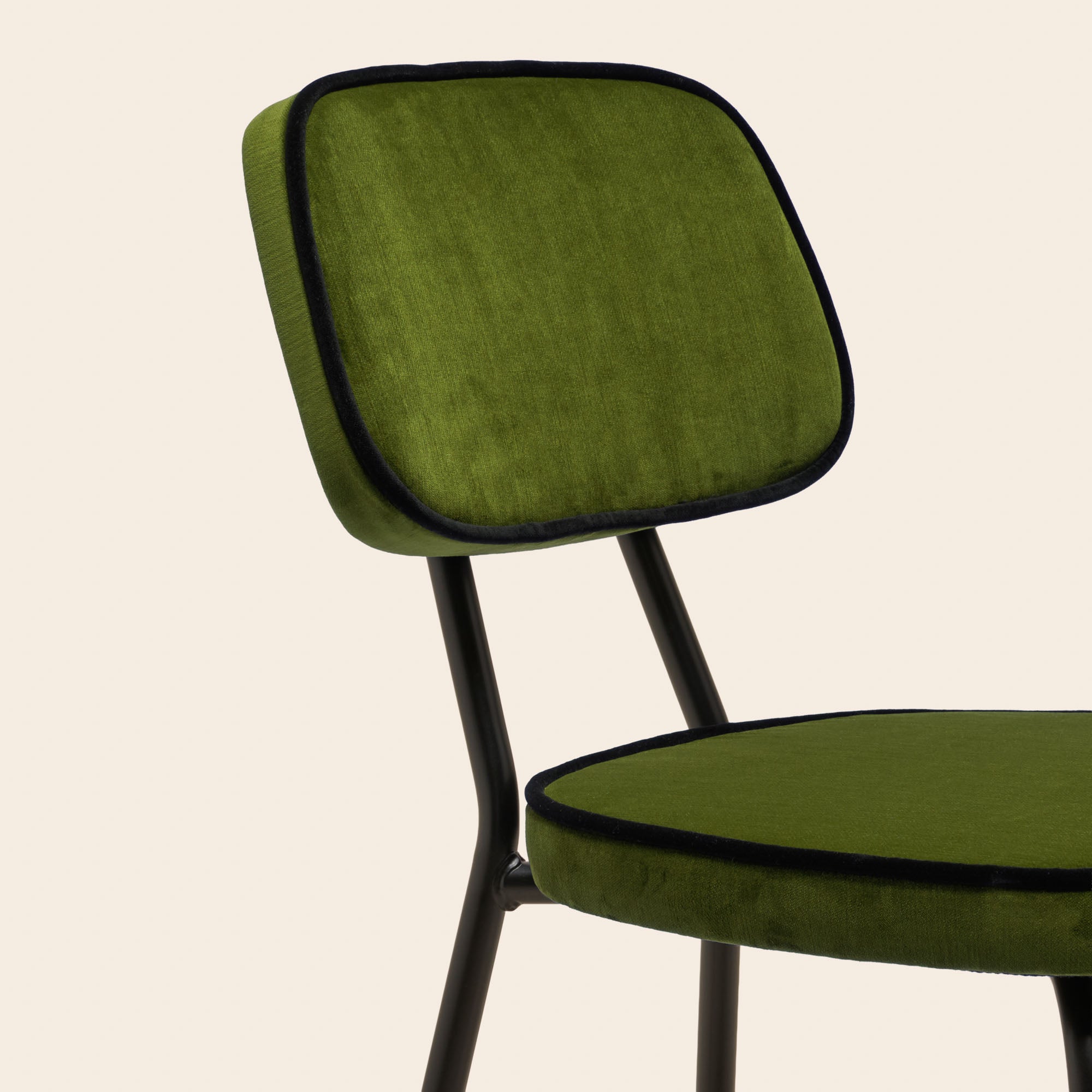 Chaise YSABEAU dalila vert olive et noir