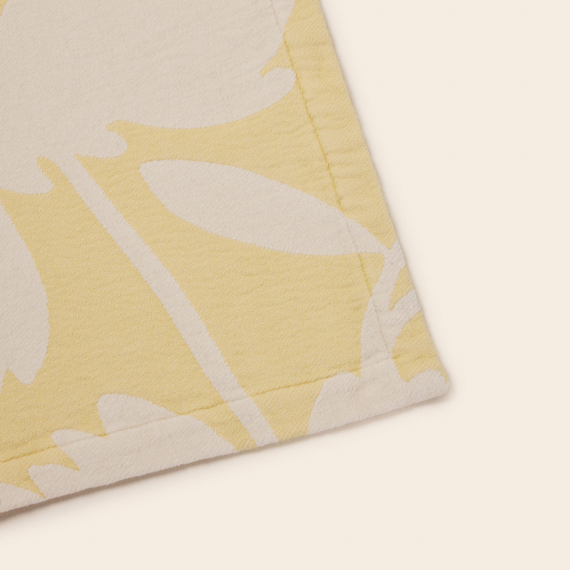 FLAURIA ivoorkleurige en pastelgele sprei