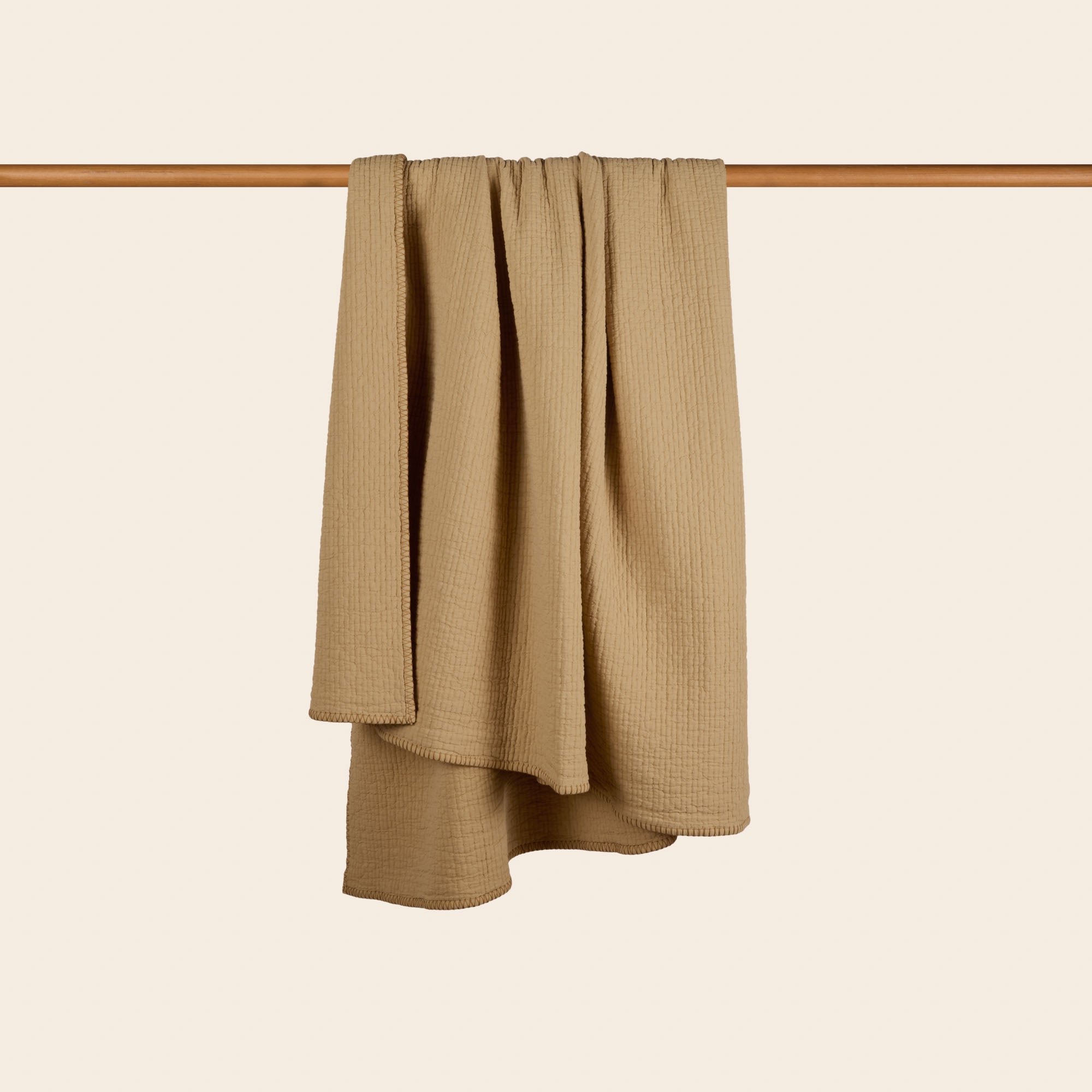 Couvre-lit ILARIO jaune paille et feston