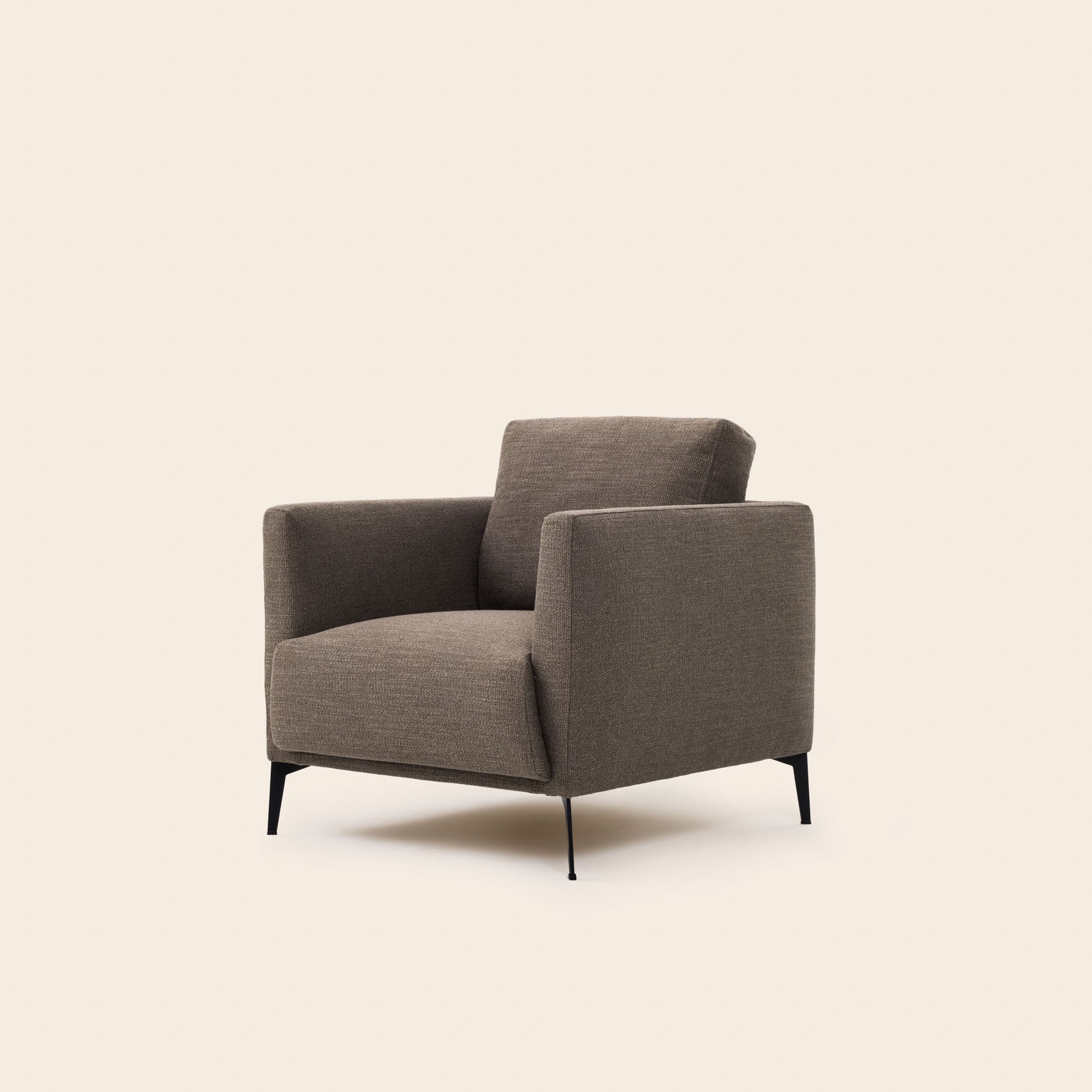 ODELLE taupe fauteuil met mandenvlechtwerk