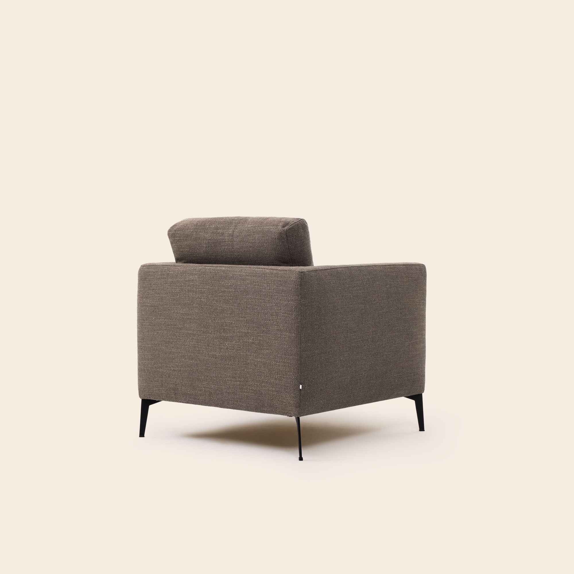 ODELLE taupe fauteuil met mandenvlechtwerk