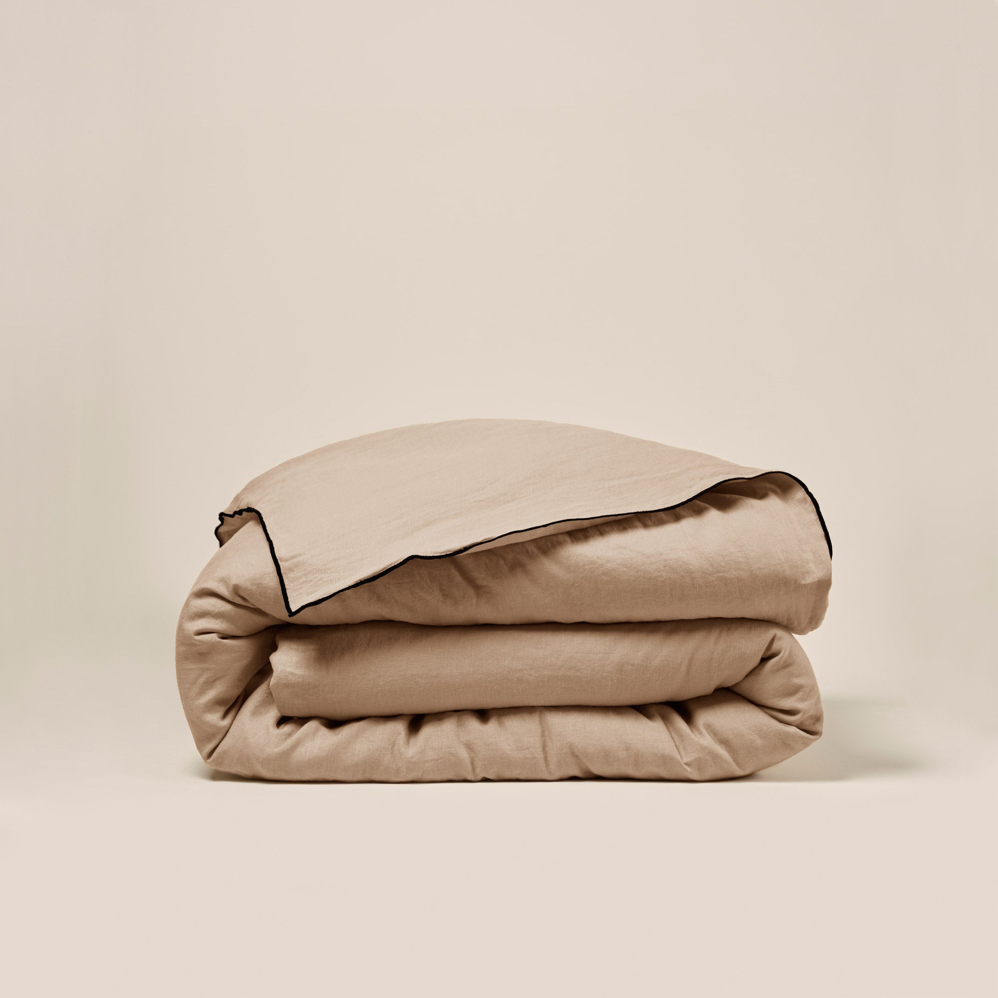 Housse de couette CARLINA sable et bourdon noir