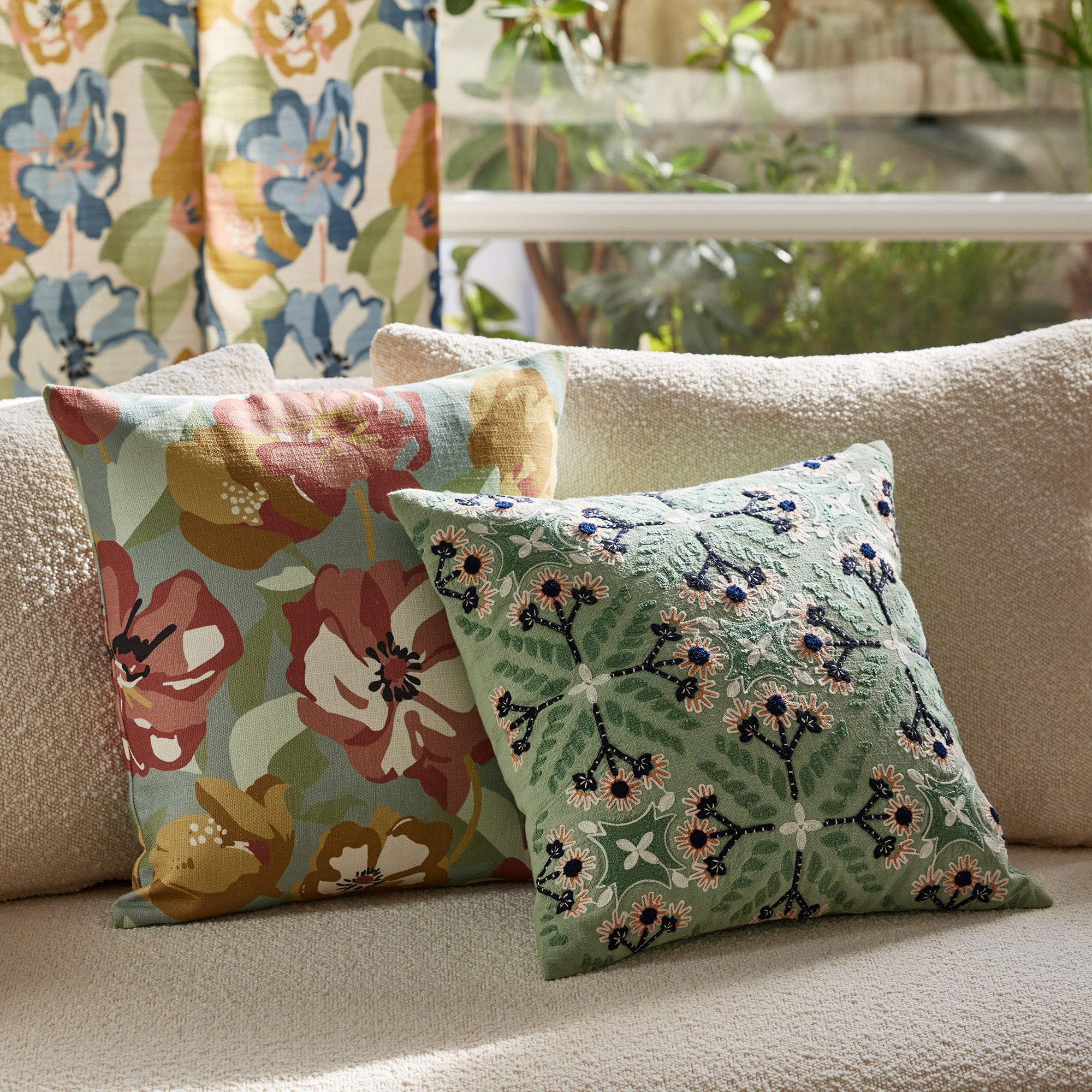 Housse de coussin ADELISE céladon et terracotta