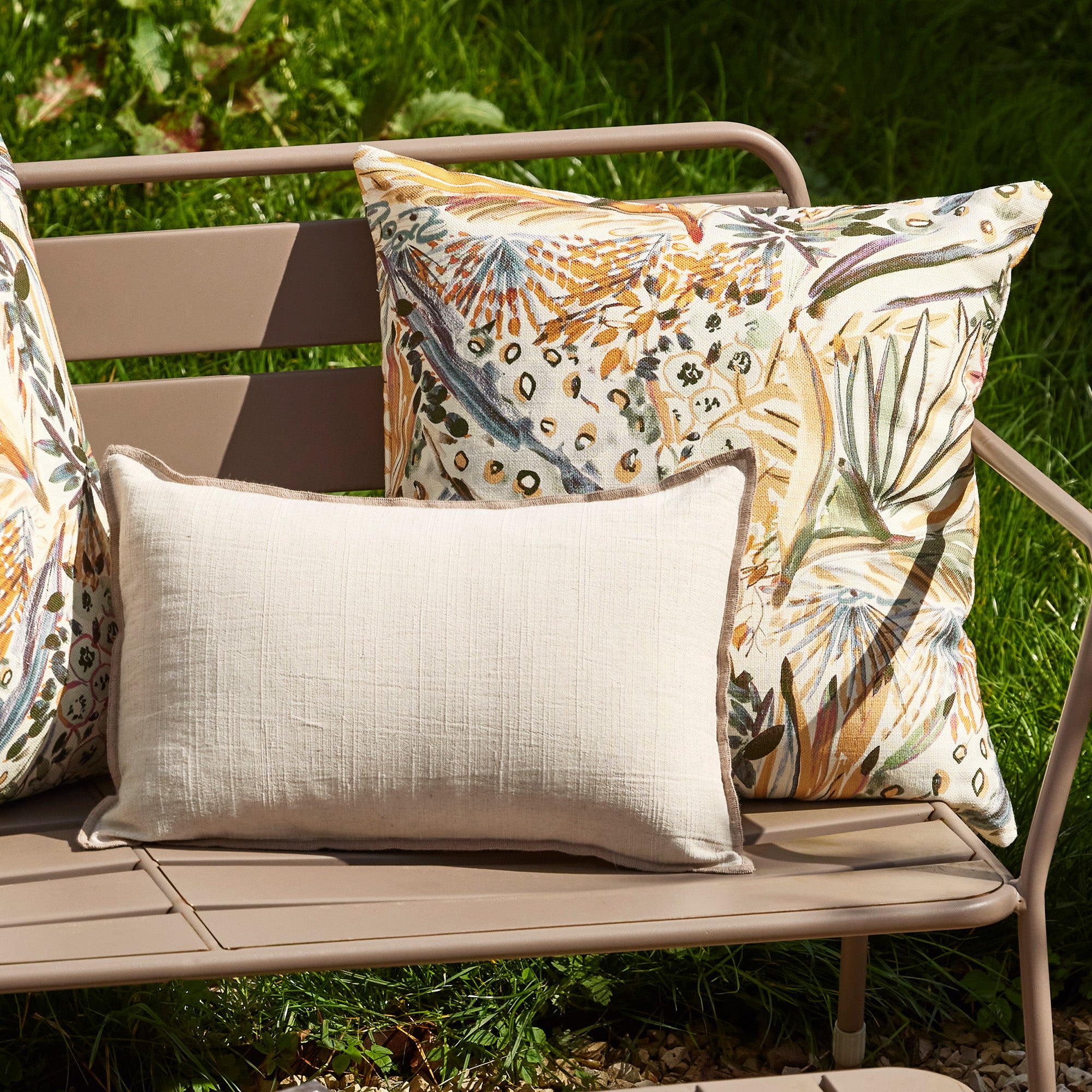 Ivory and pastel AQUARELA cushion cover