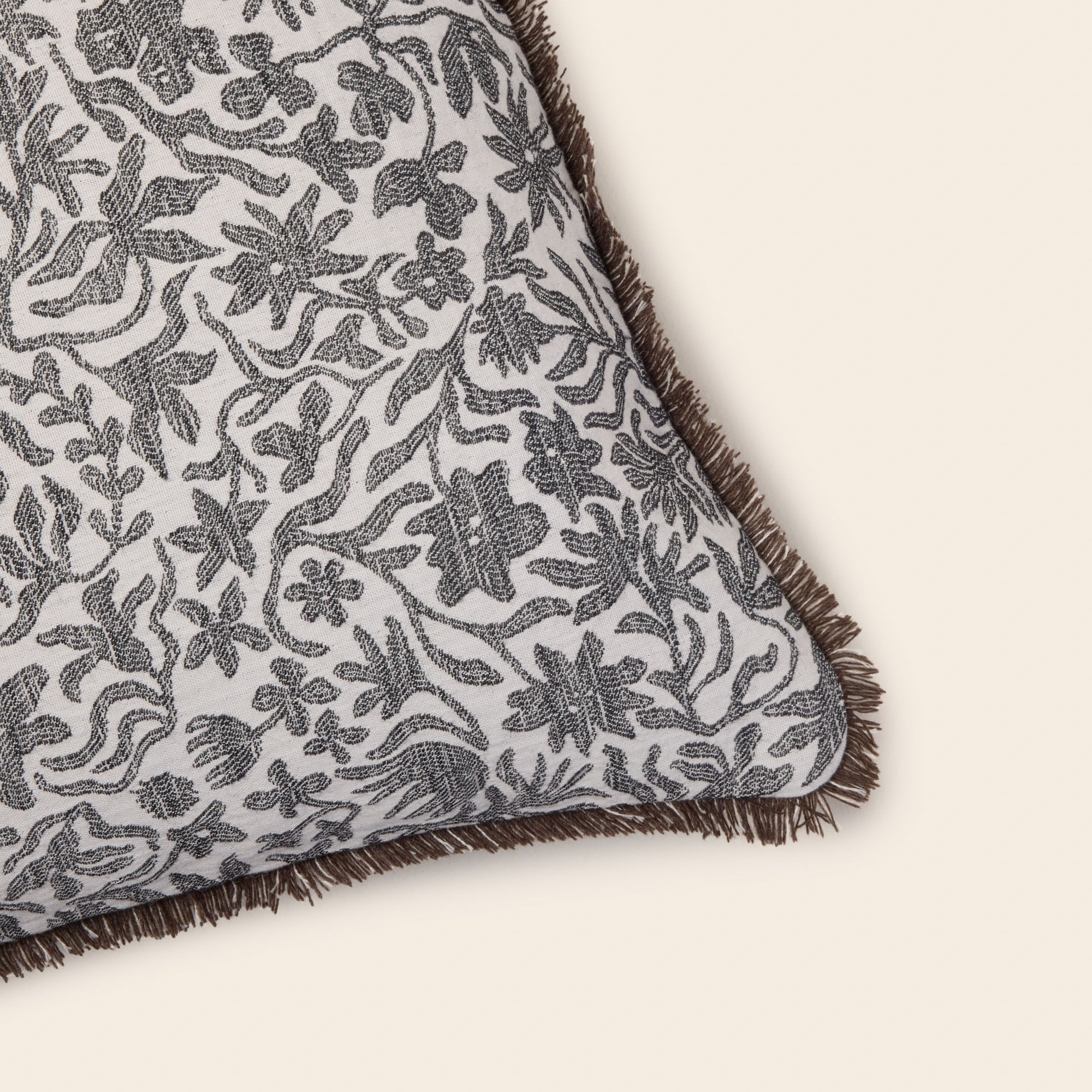 Housse de coussin EDOLINE ivoire et anthracite