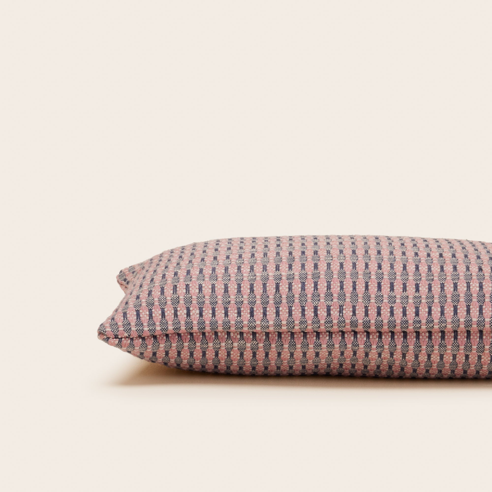 Housse de coussin EIRIK rose palet et orage