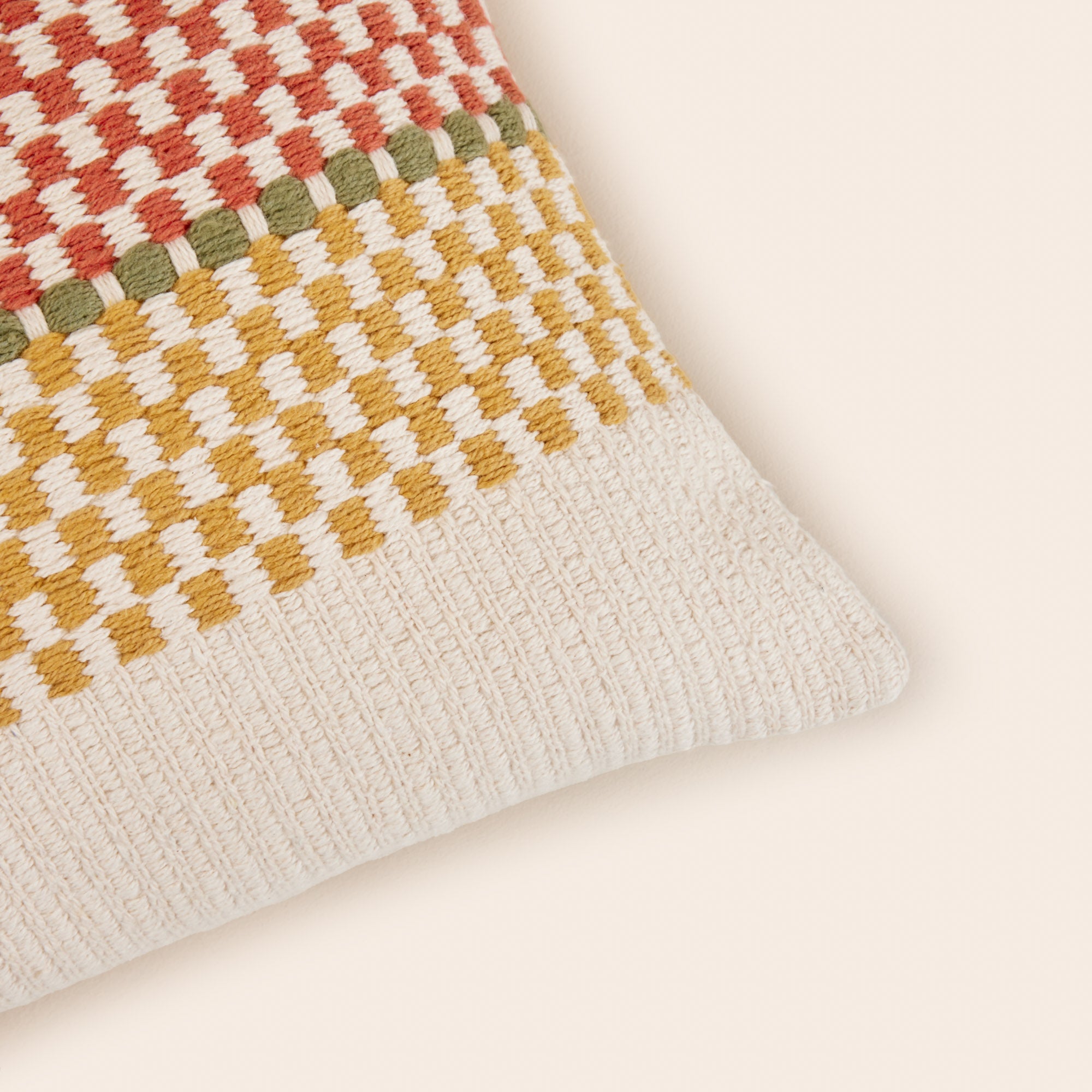 Housse de coussin EMEO jaune et terracotta