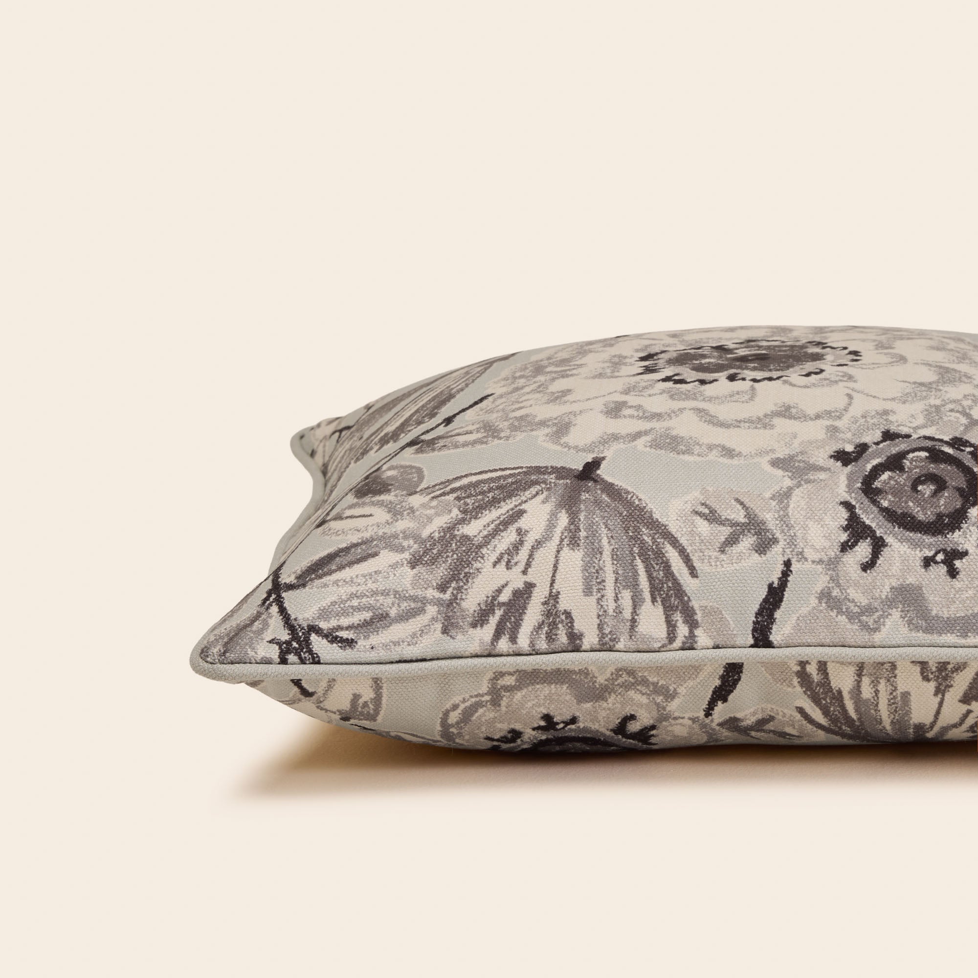 FLORABEL kussenhoes in blauw en antraciet
