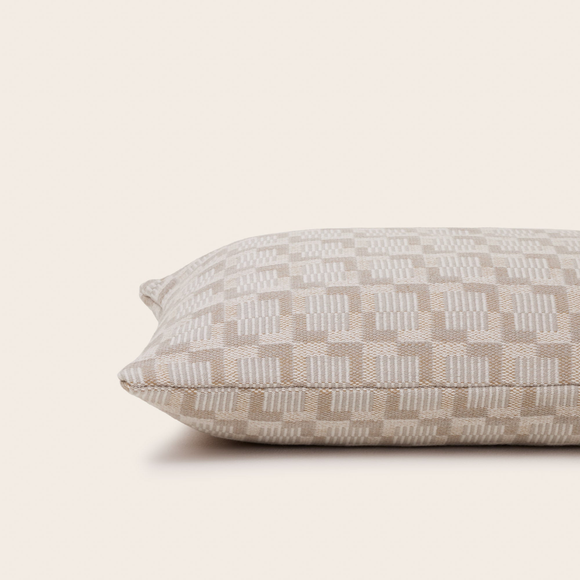 Housse de coussin VITORIO ivoire et beige cendré