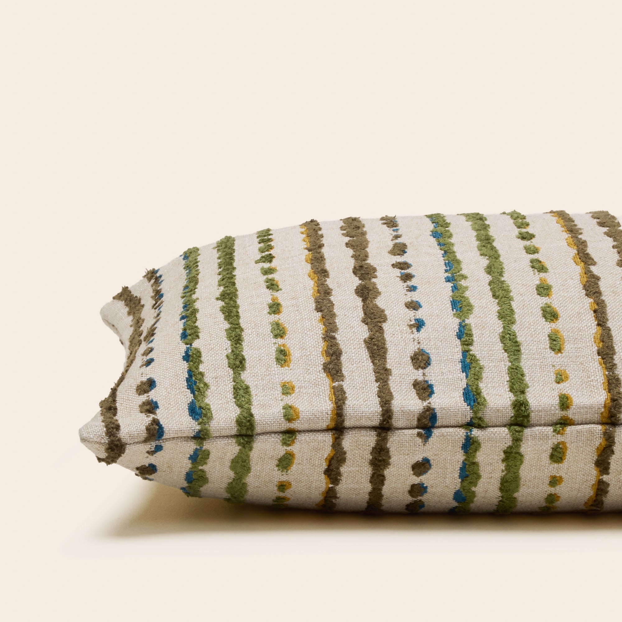 Housse de coussin YAROL naturel et vert bleuté