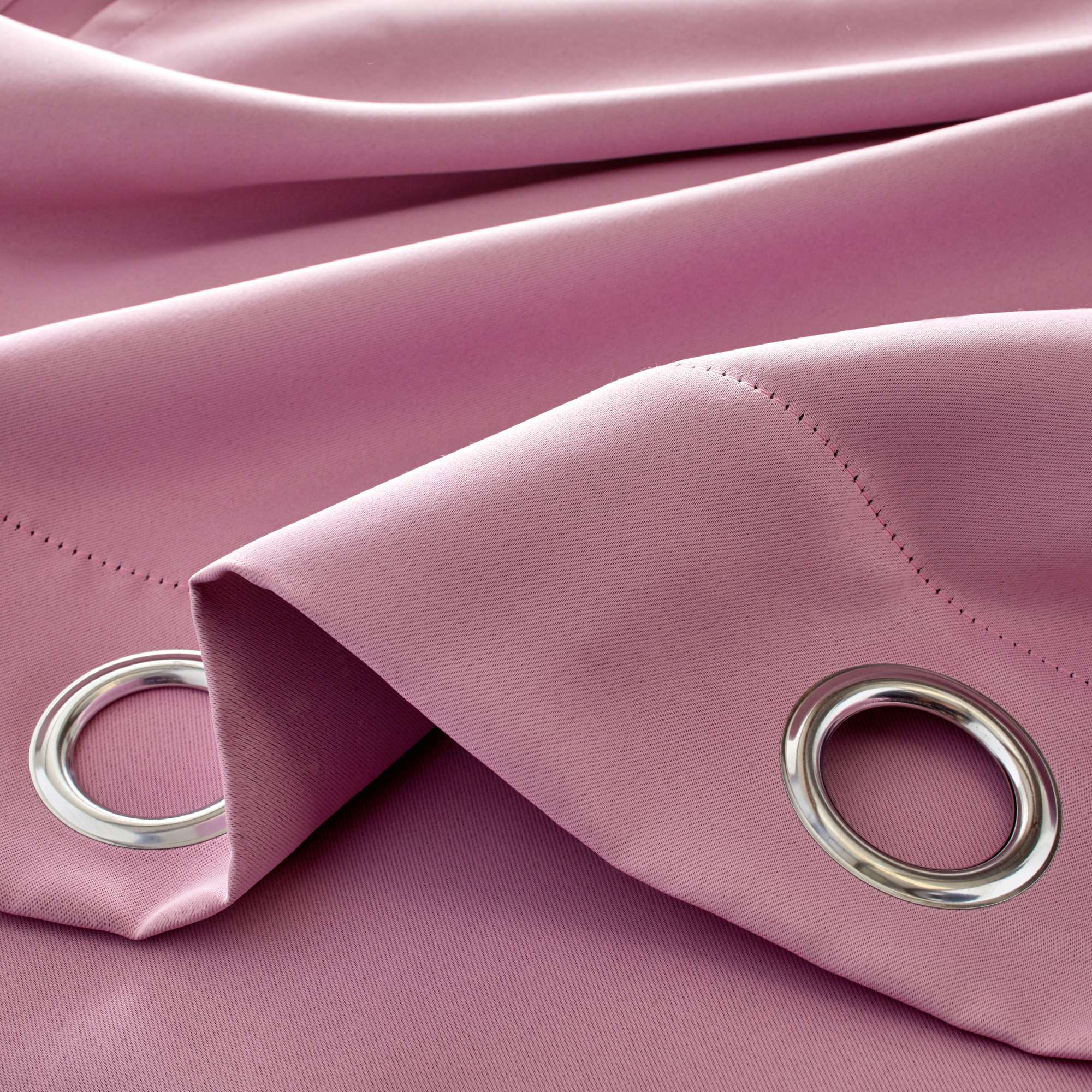 Lot de 2 rideaux occultants à oeillets BLACKOUT rose