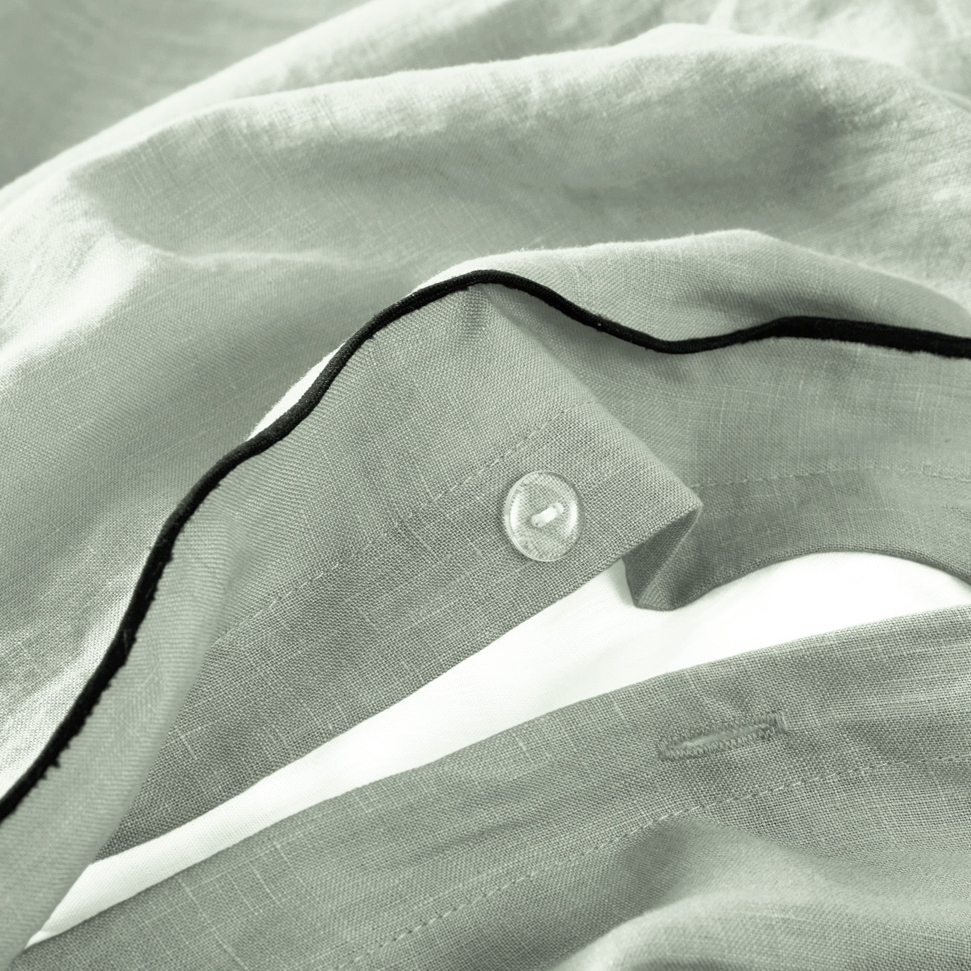 Parure de lit CARLINA tilleul et bourdon noir