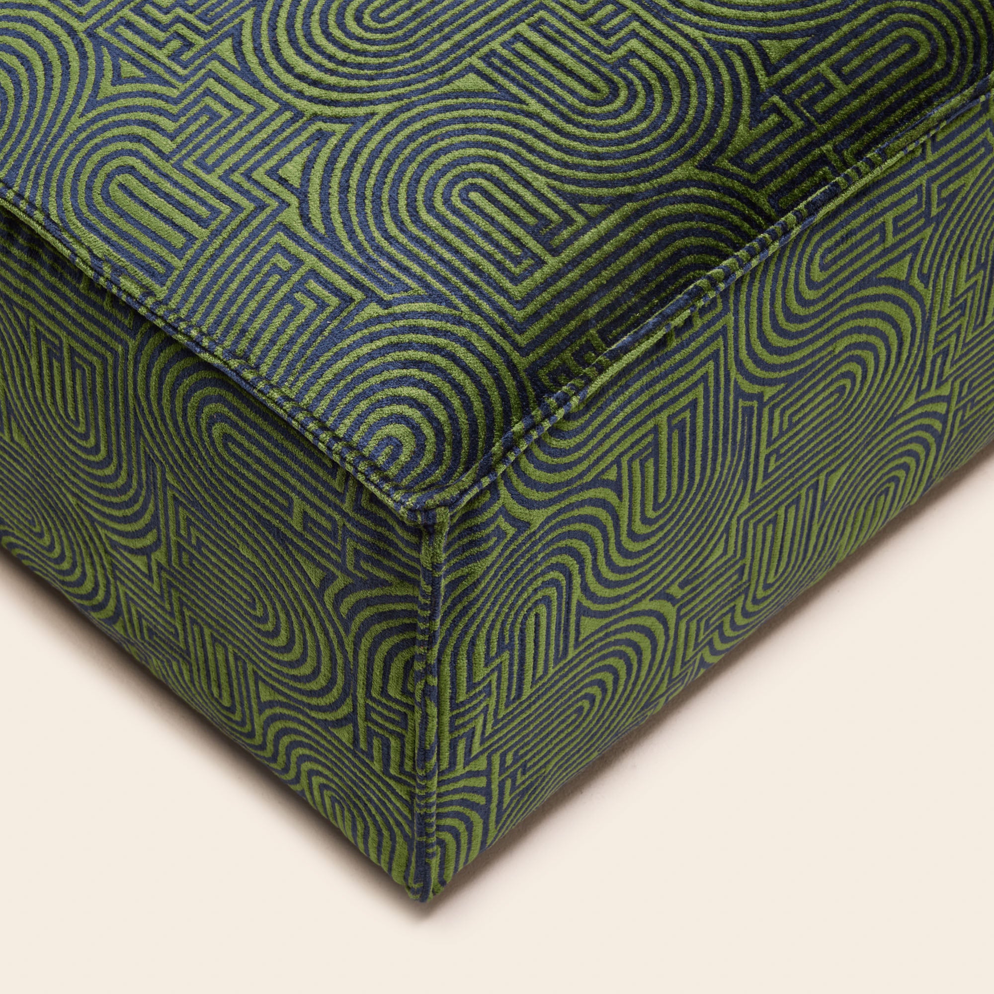 Pouf DYONIS klark bleu nuit et vert olive