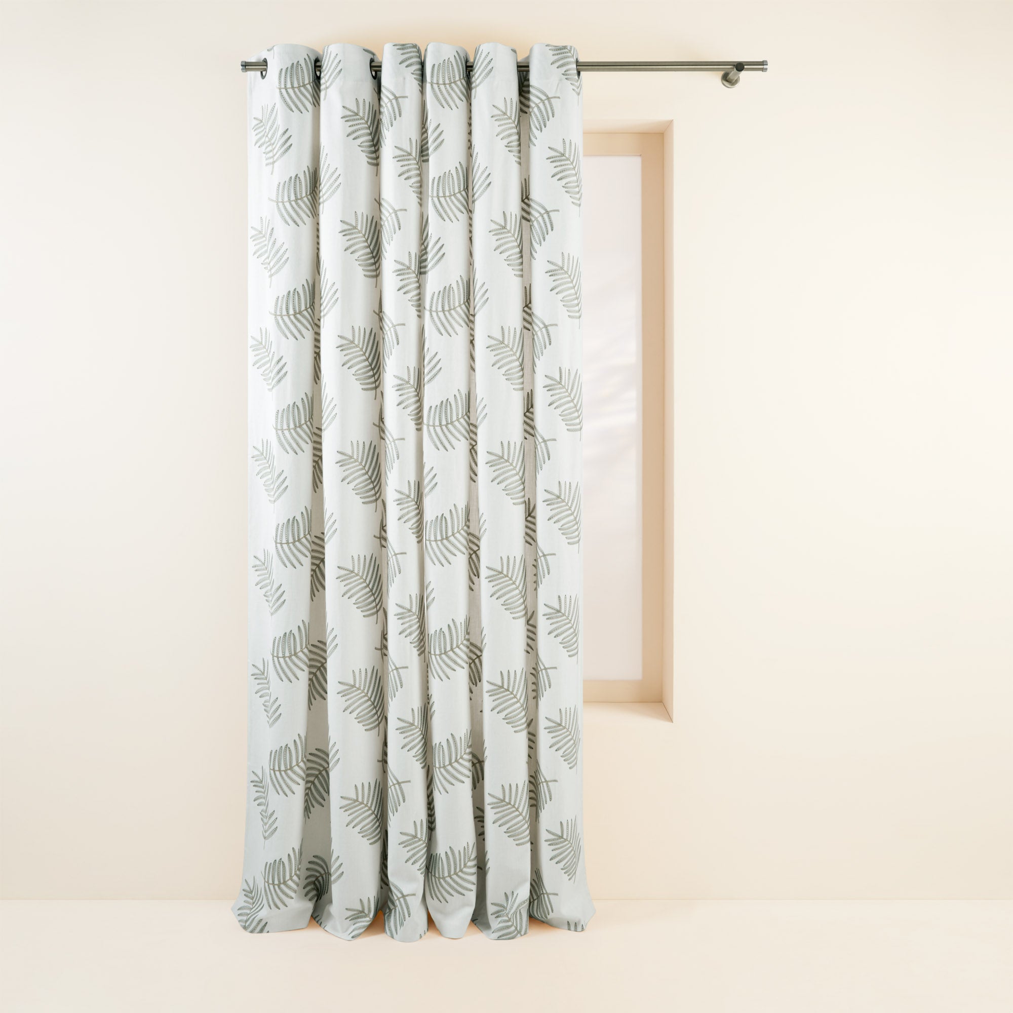 Rideau à oeillets dorés FILICO blanc cassé et sauge