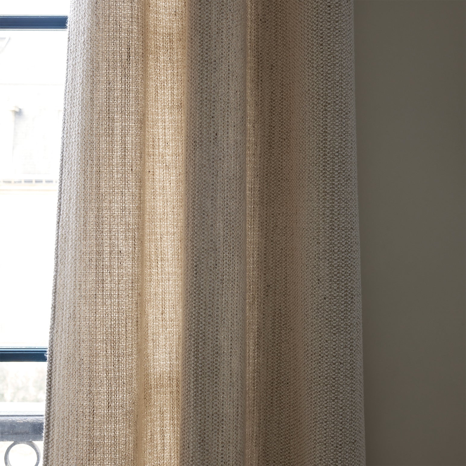 Rideau à oeillets dorés LENIO ivoire