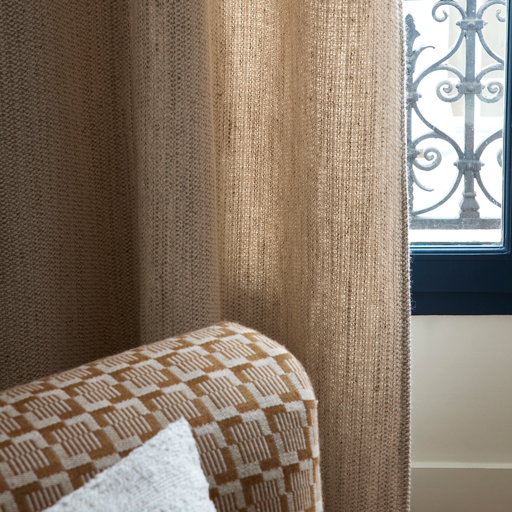 Rideau à oeillets dorés LENIO ivoire