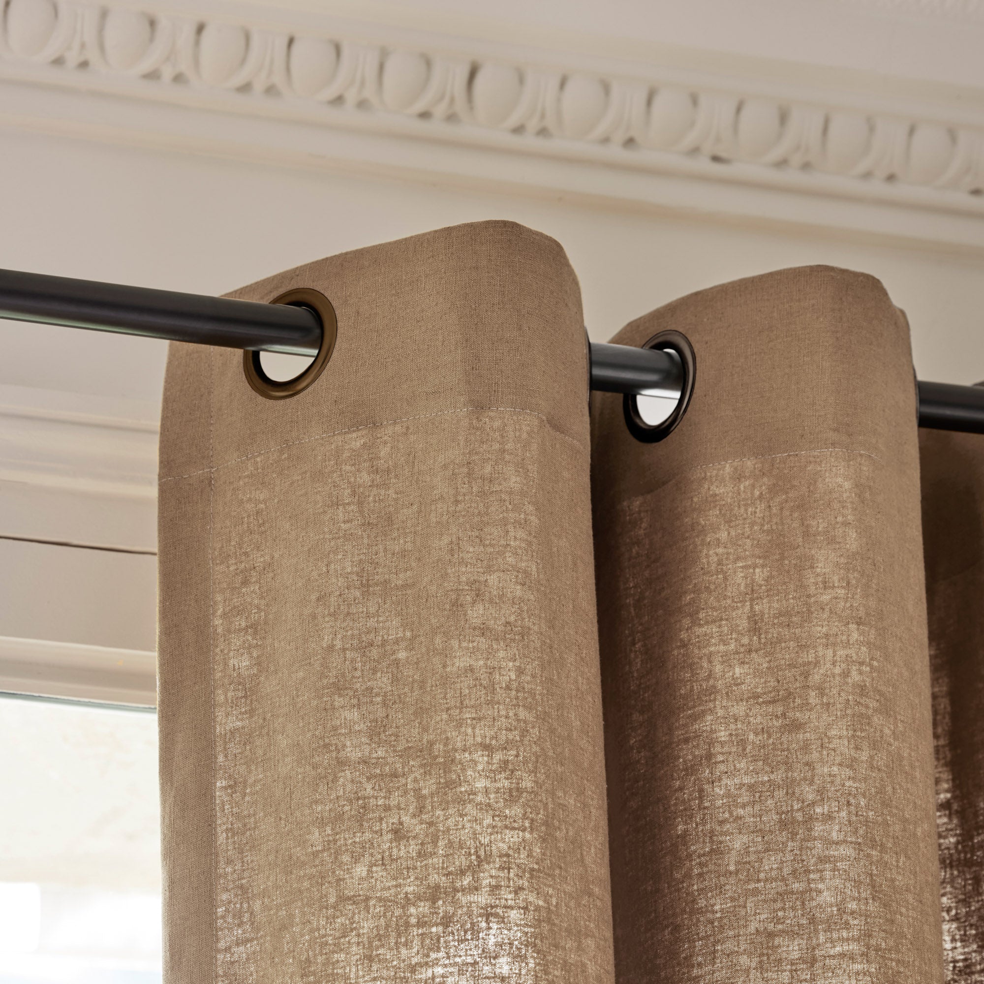 Rideau à oeillets dorés LEOLINO sable chaud