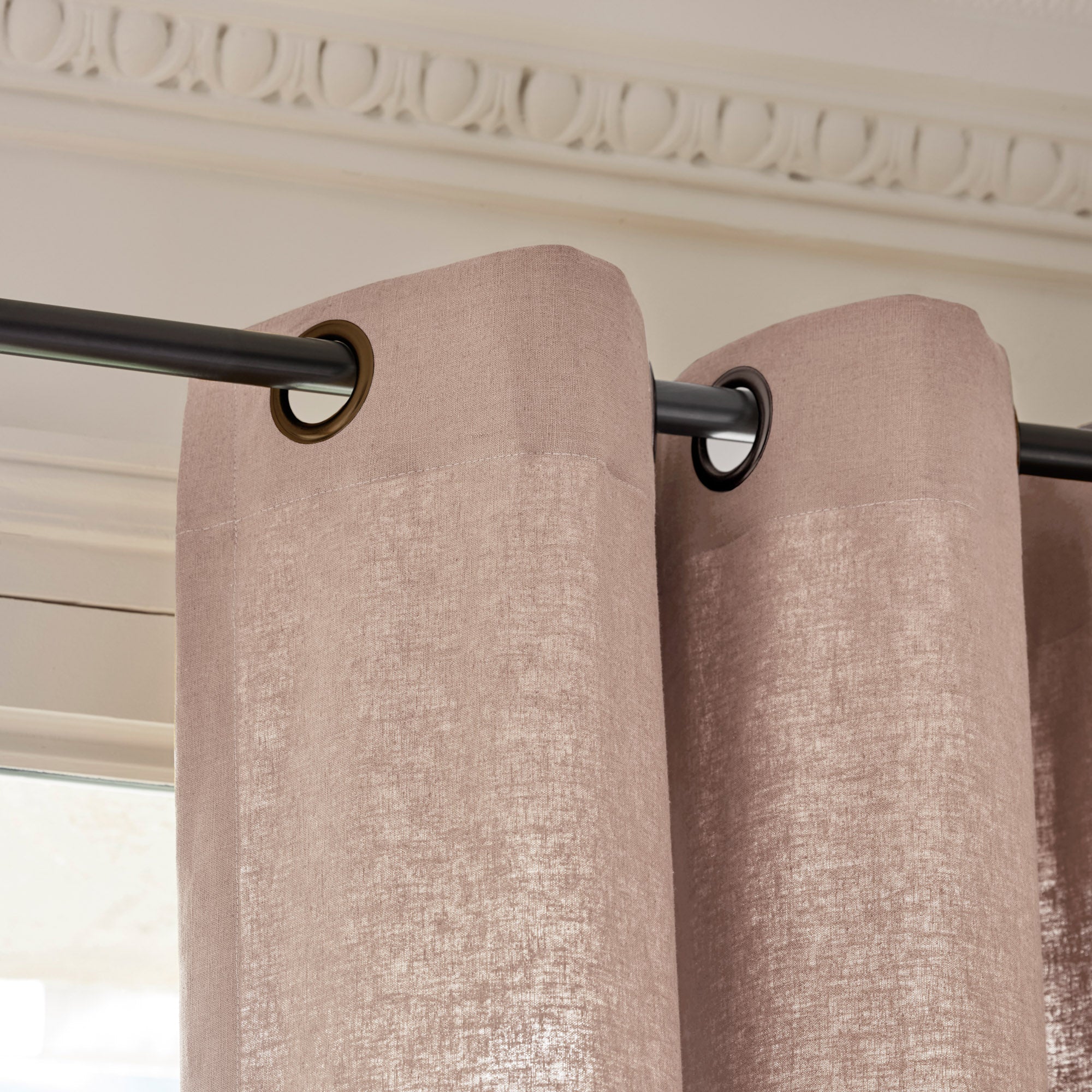 Rideau à oeillets dorés LEOLINO rose des sables