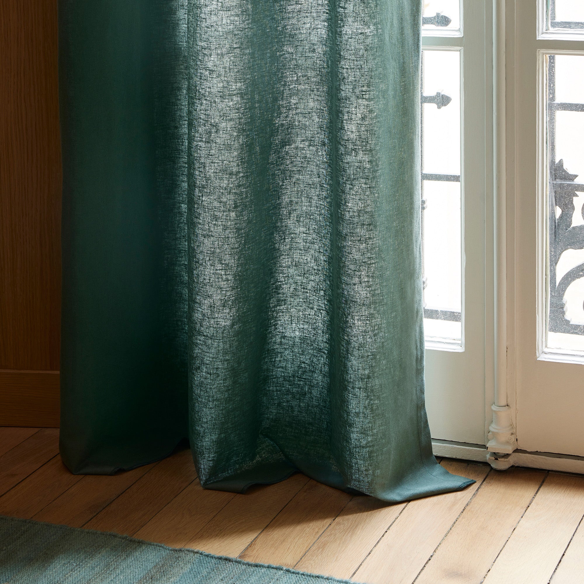 Rideau à oeillets dorés LEOLINO cèdre bleuté