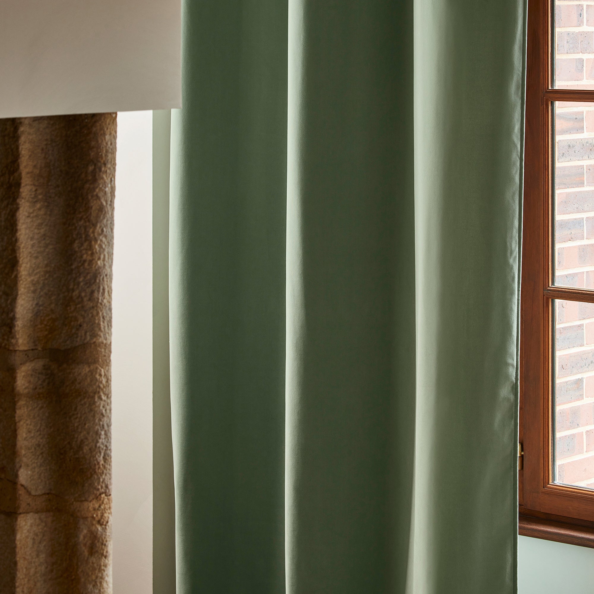 Rideau à oeillets dorés MATIA vert de gris | mobile_slider