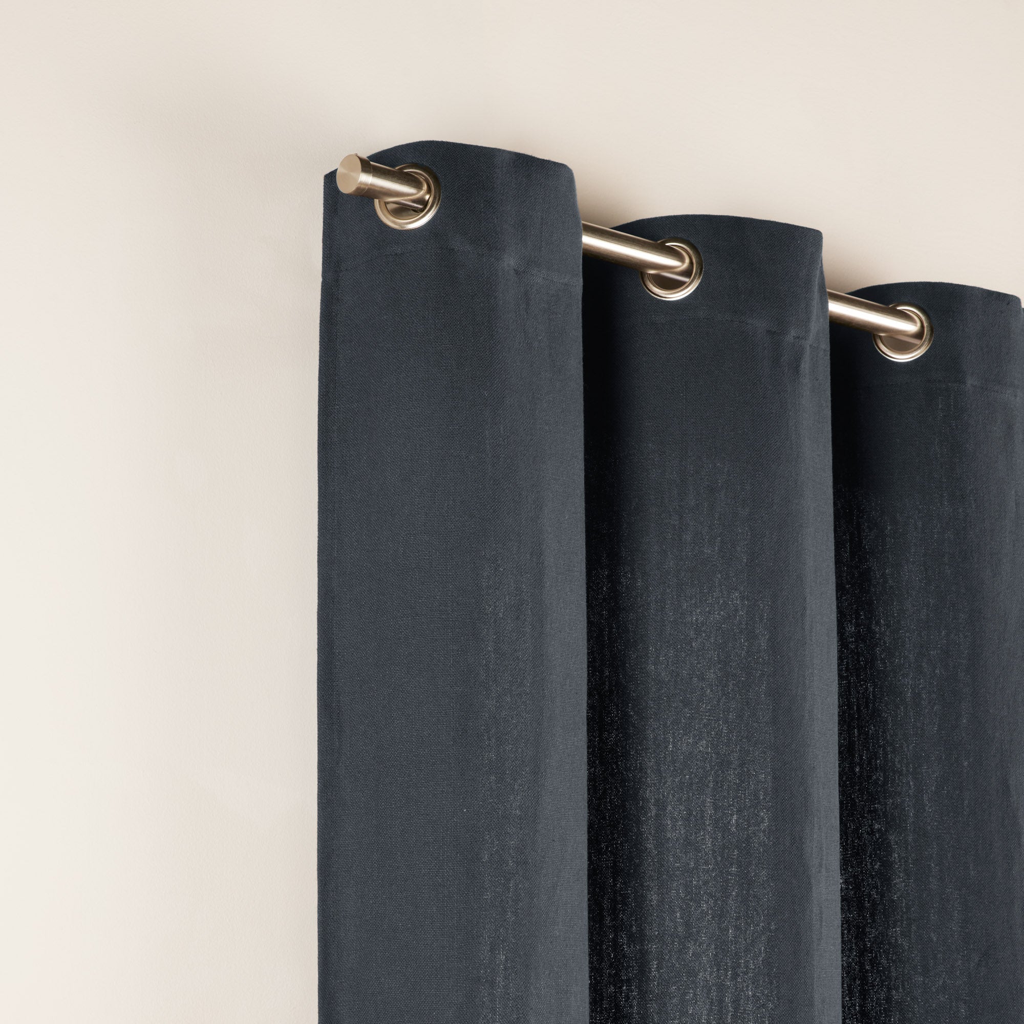 Rideau à oeillets AUBIN gris foncé