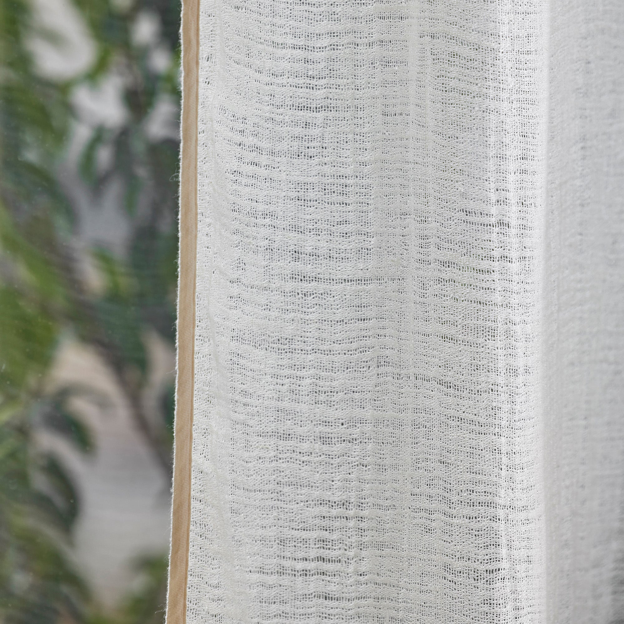 Rideau panneau ANKUR blanc et broderie noire