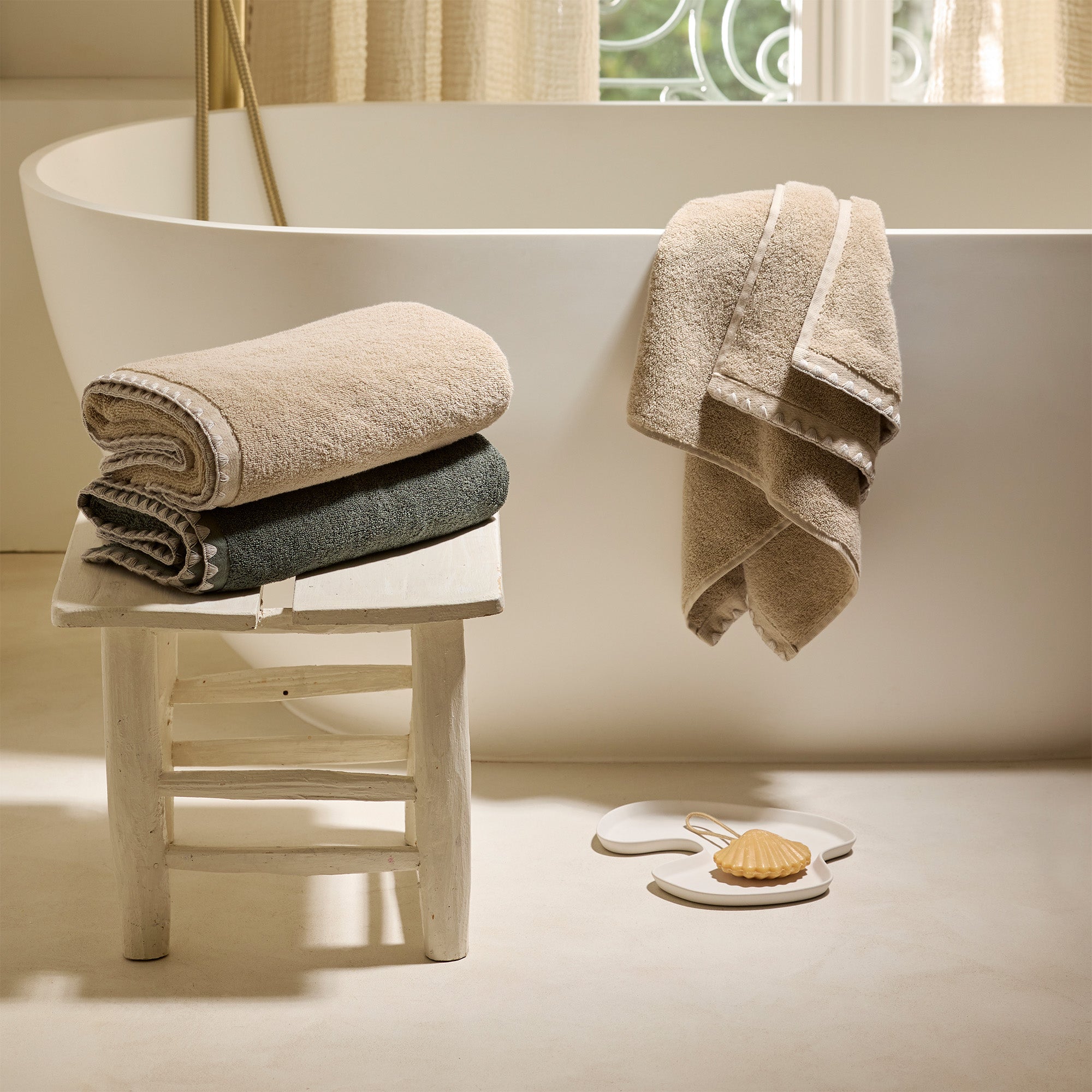 Serviette de toilette NERYDA beige lin