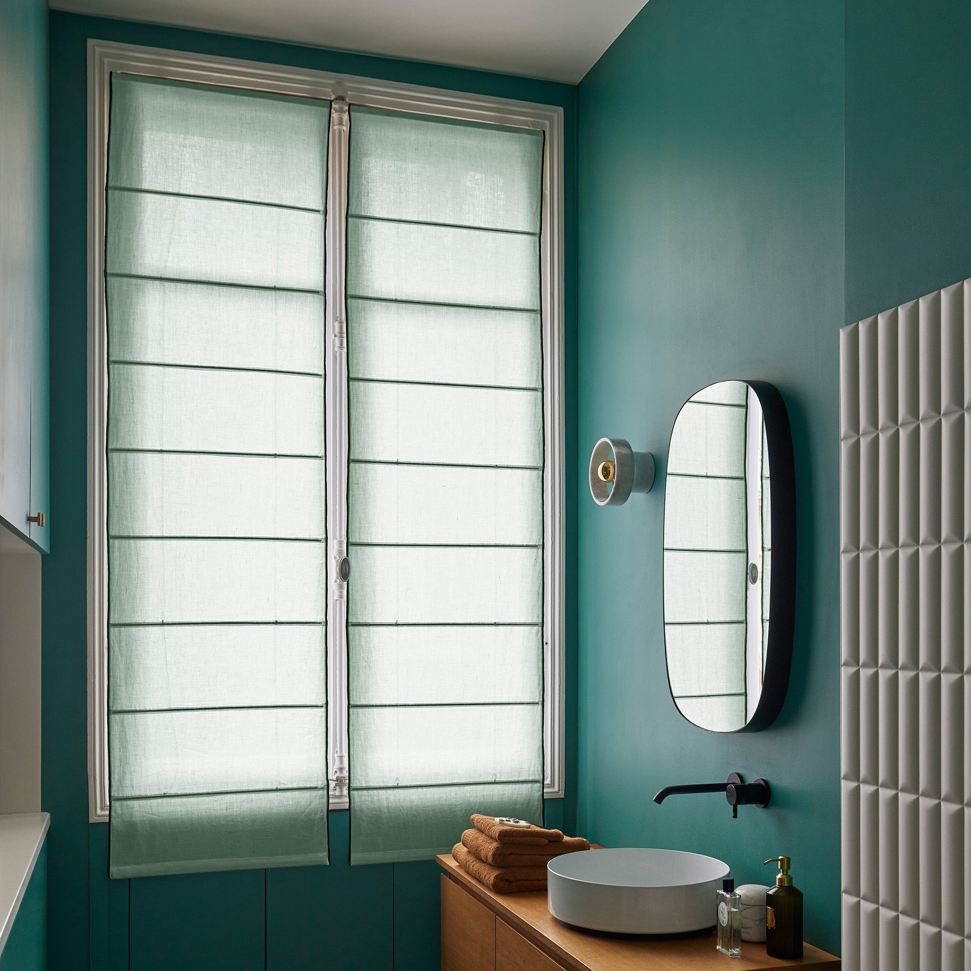 Store bateau CARLINA tilleul et bourdon noir