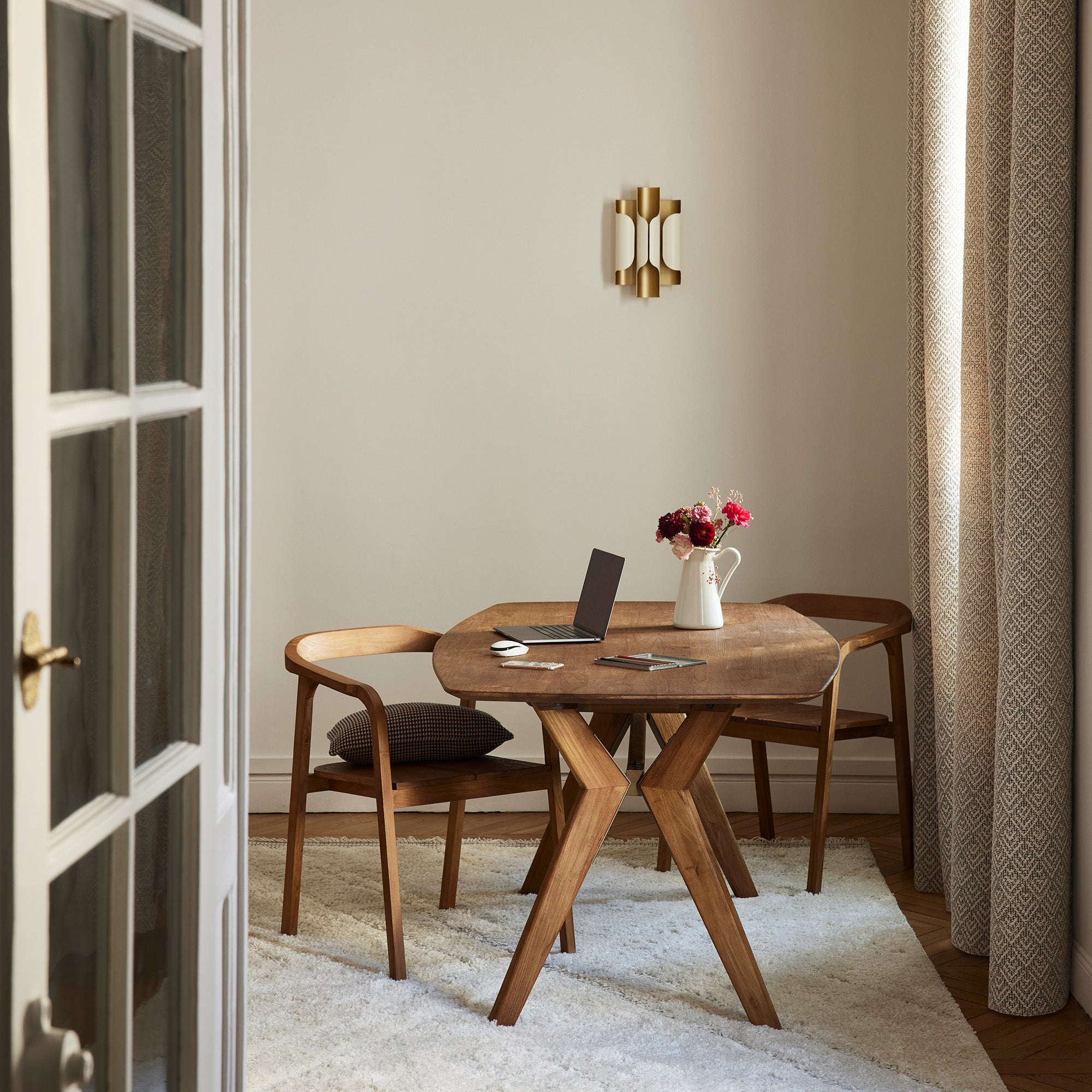 Table à manger VIKIE teck recyclé