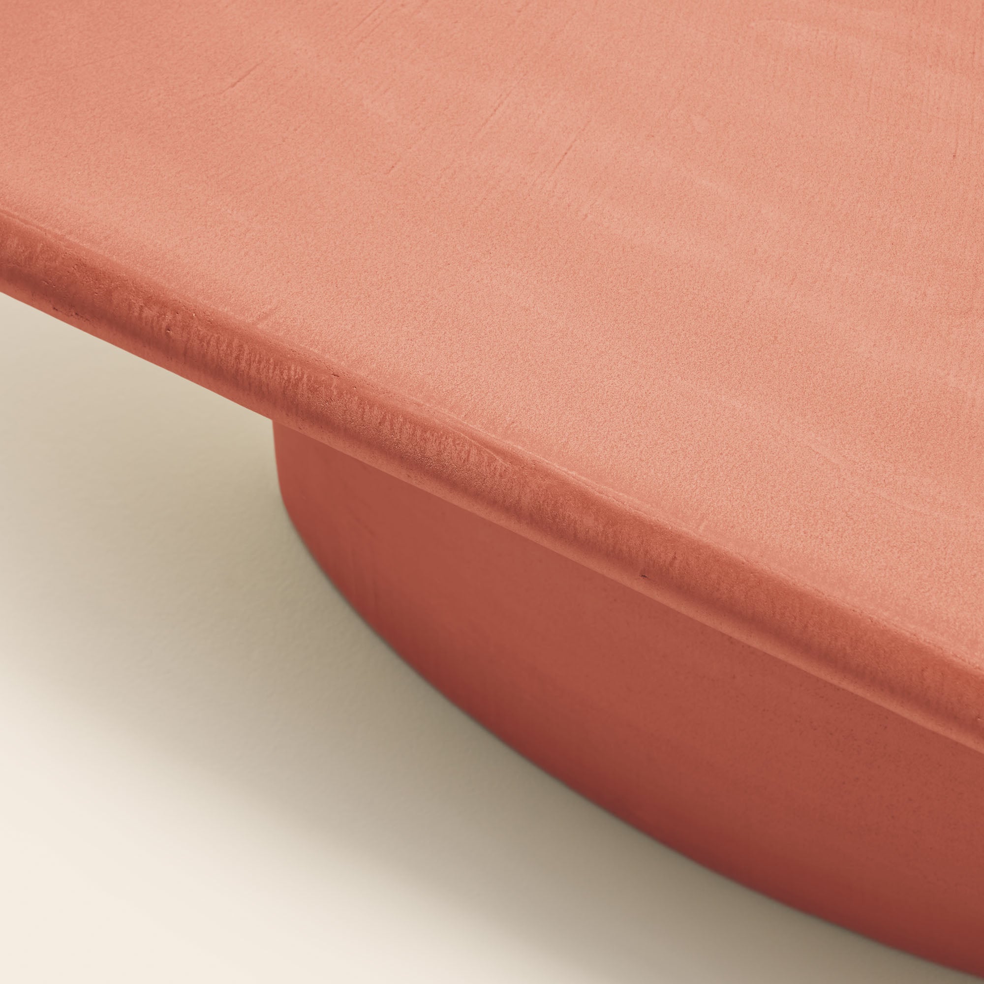 Table basse CALIX terre cuite