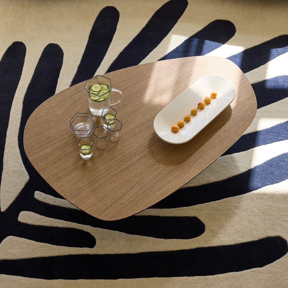 Couchtisch ISMERIA aus Eiche und Bronze