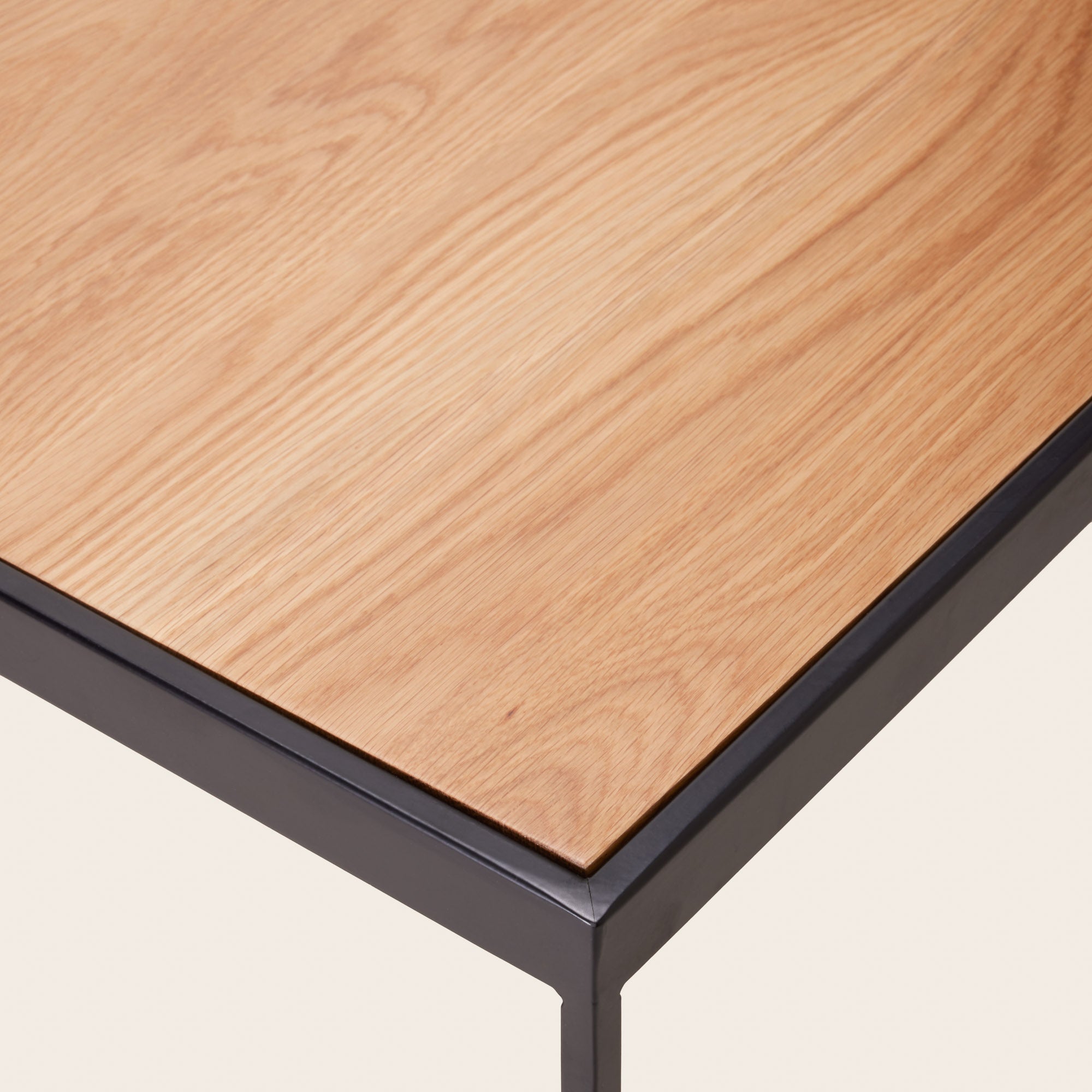 Table basse LUCY bois et noir mat