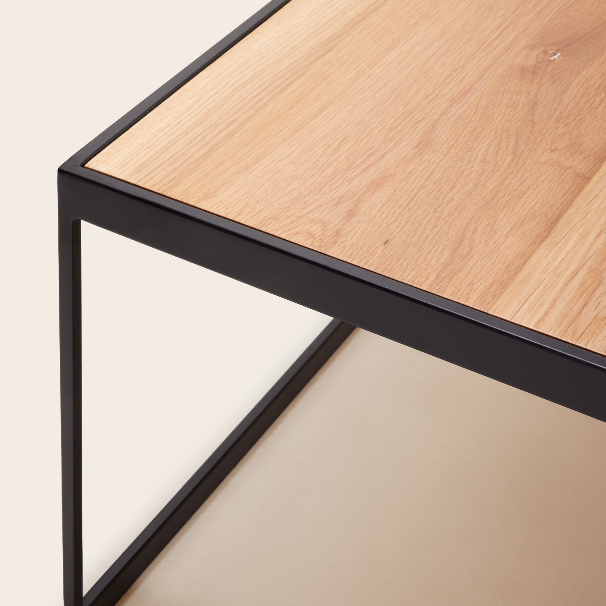 Table basse LUCY bois et noir mat