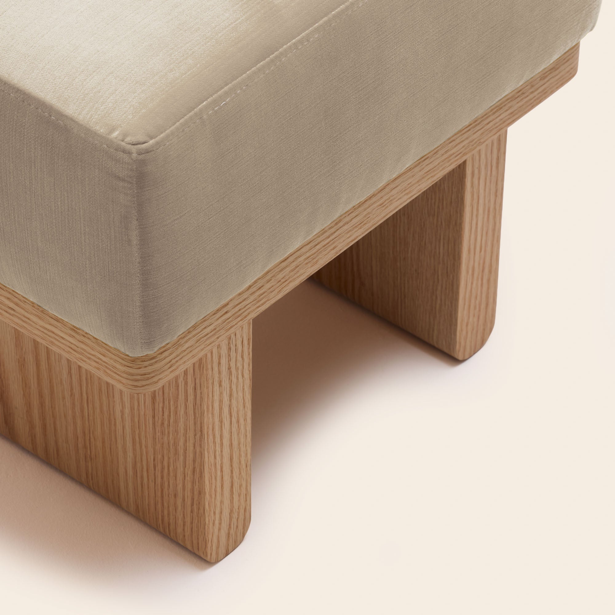 ANCA chique beige fluwelen kruk