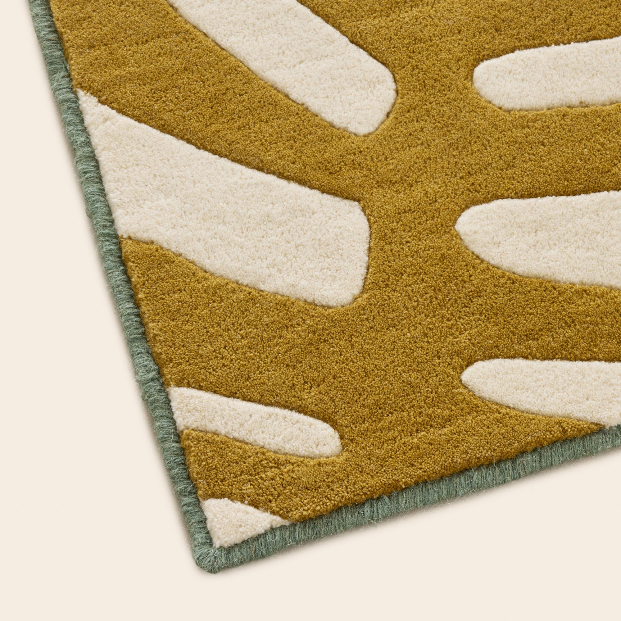 Tapis de sol TROPI ecru et moutarde