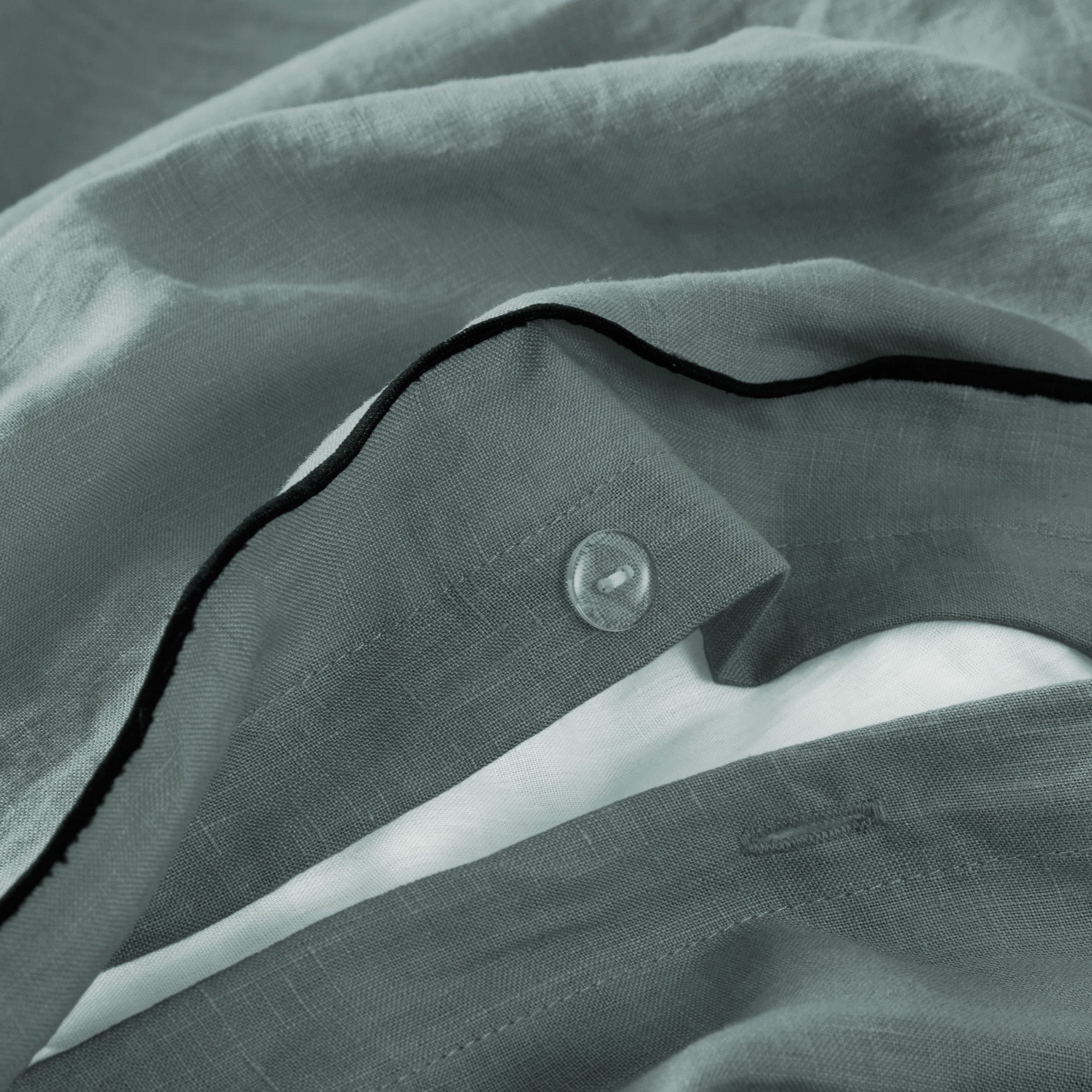 Housse de couette CARLINA vert de gris et bourdon noir