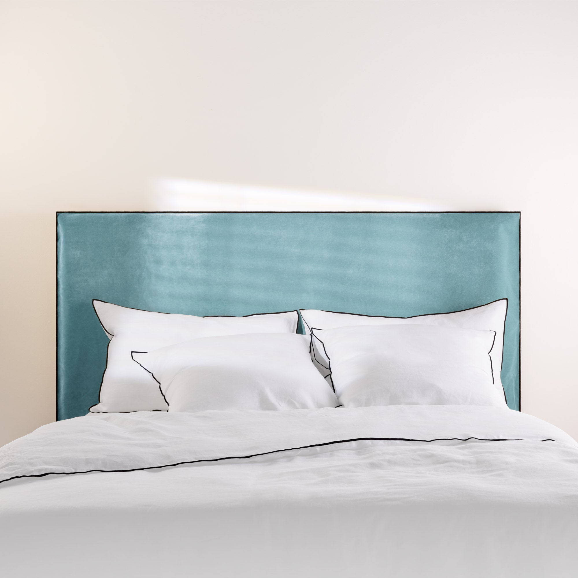 Housse de tête de lit DARIO topaze et bourdon noir