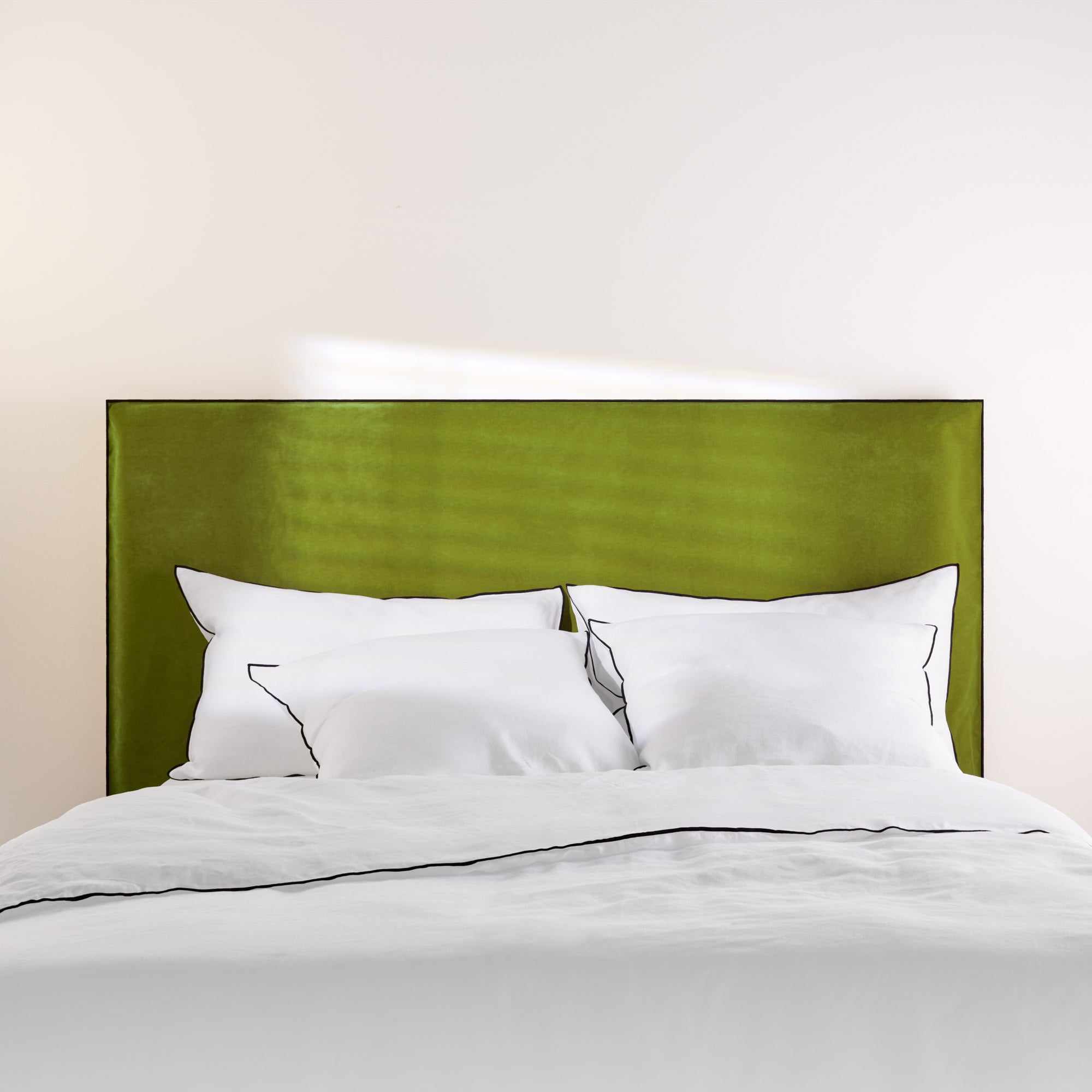 Housse de tête de lit DARIO olivine et bourdon noir