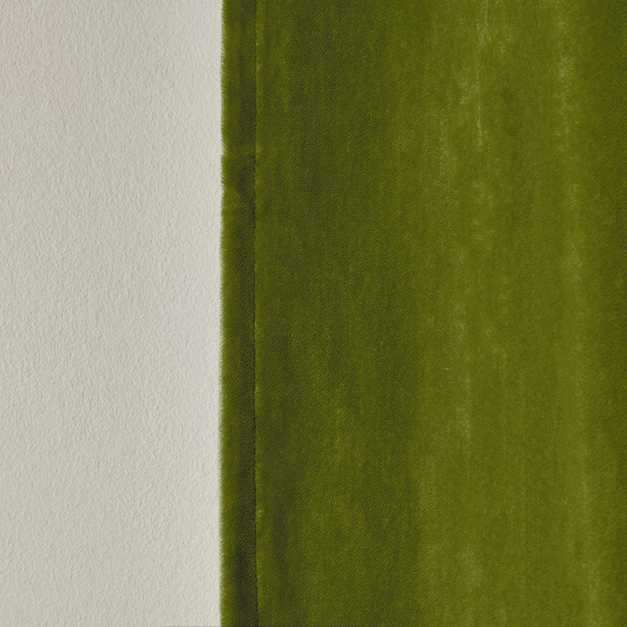 Rideau à oeillets dorés DARIO olivine