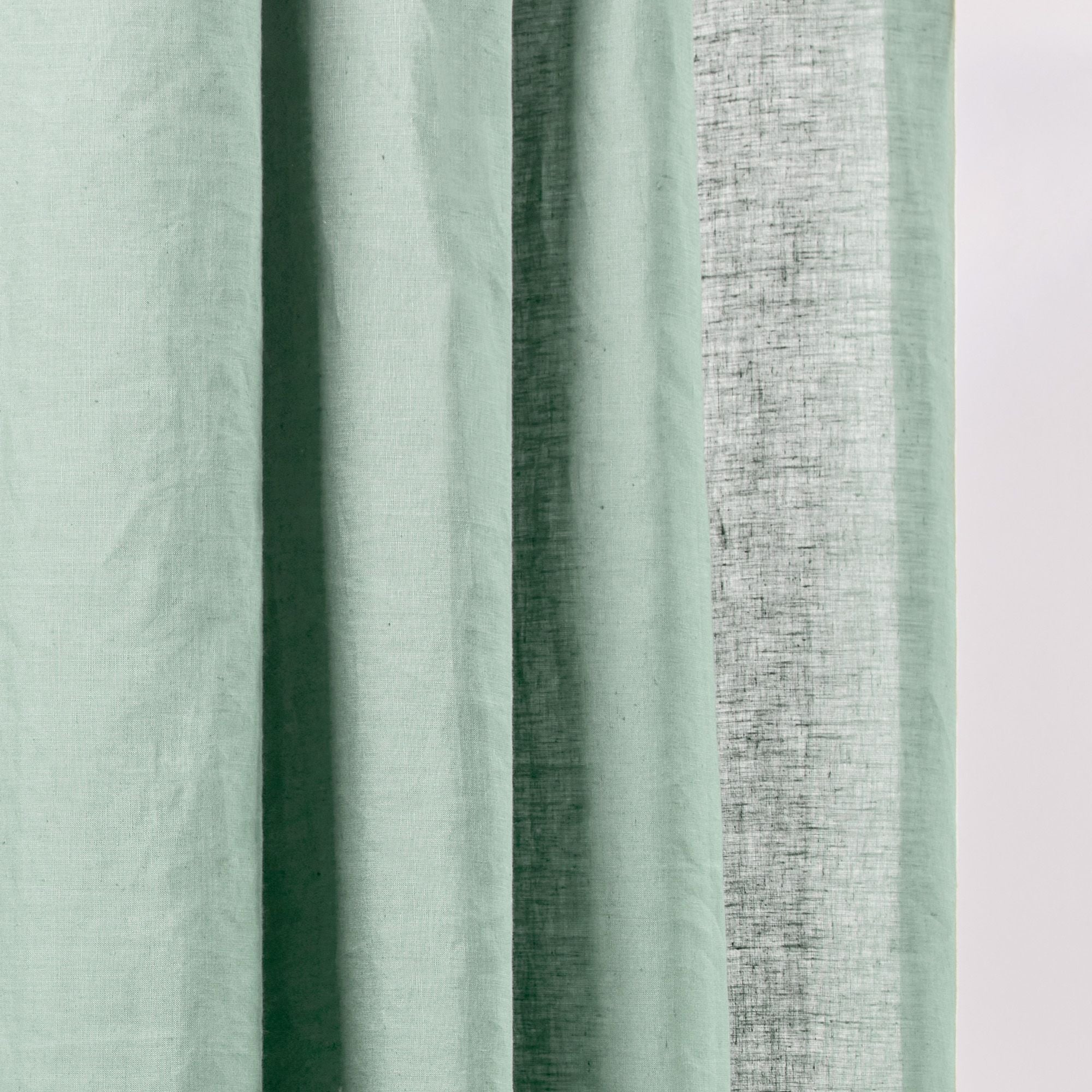 Rideau à oeillets noirs CARLINA tilleul et bourdon noir