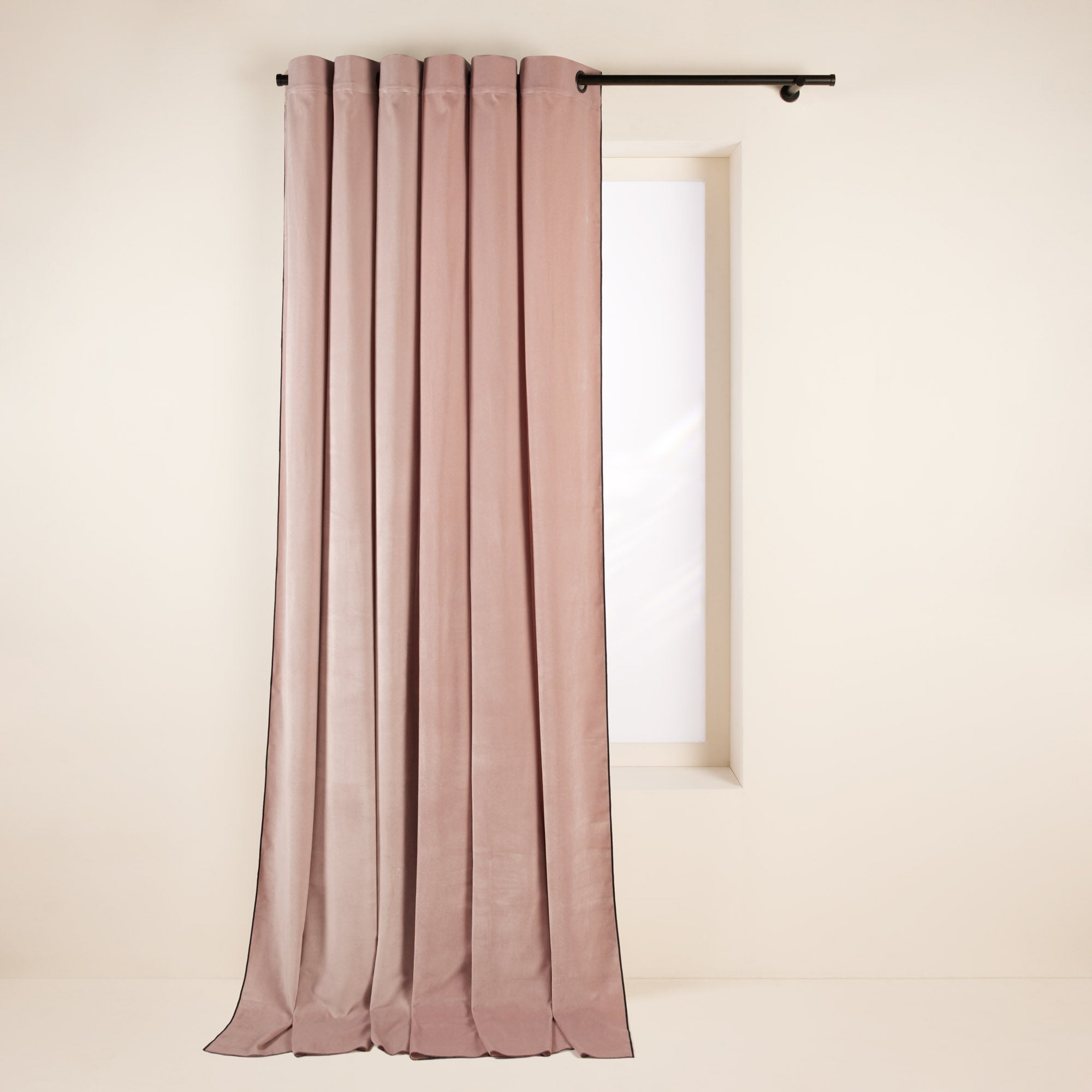 Rideau à oeillets noirs DARIO eglantine et bourdon noir