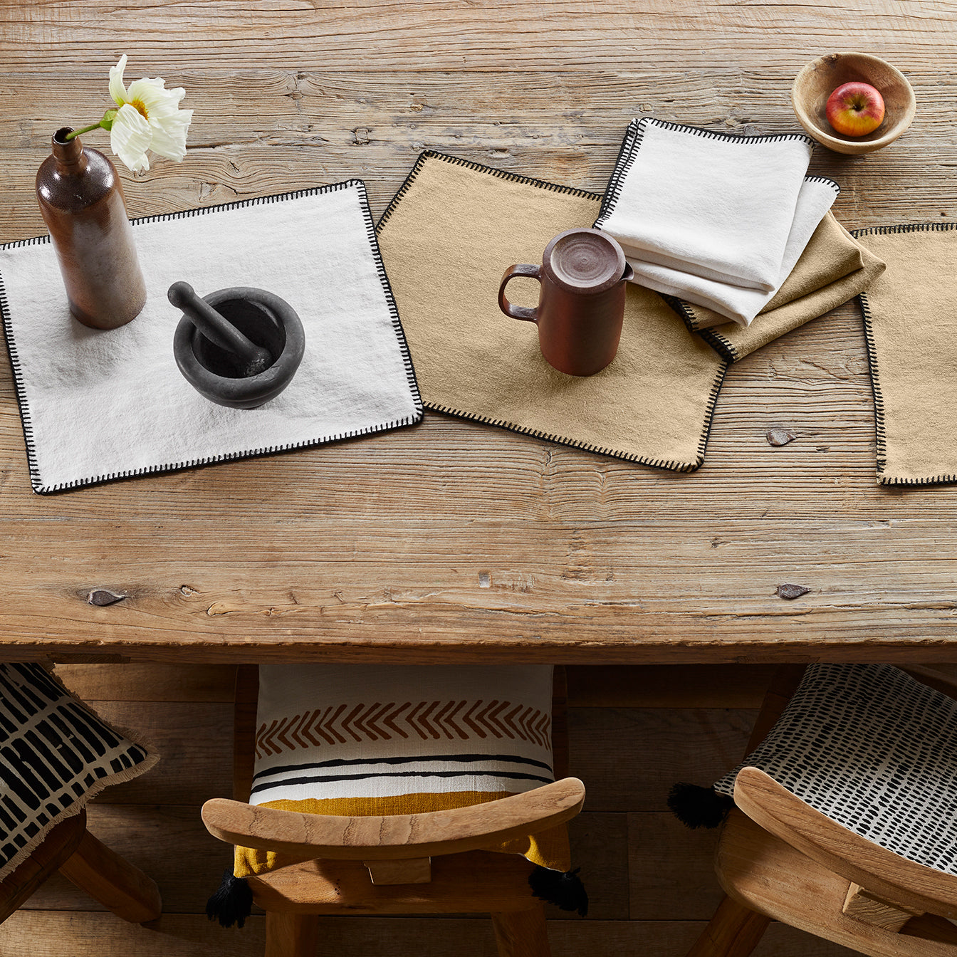 Set de table NINO seigle et feston noir