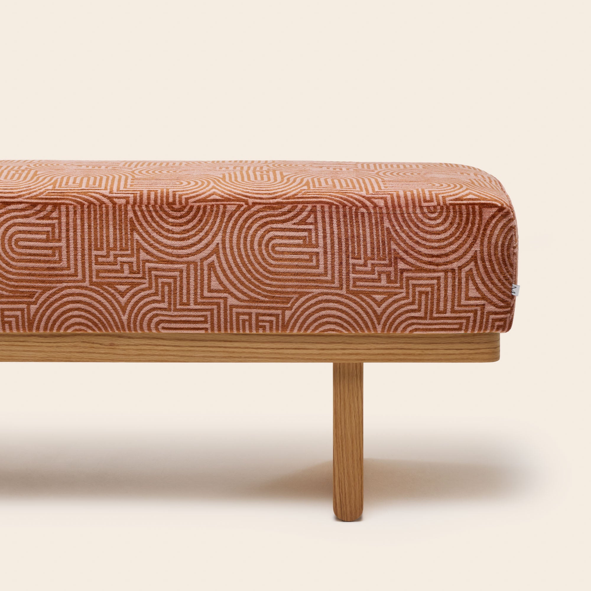 ANCA klark bench pink peach caramel