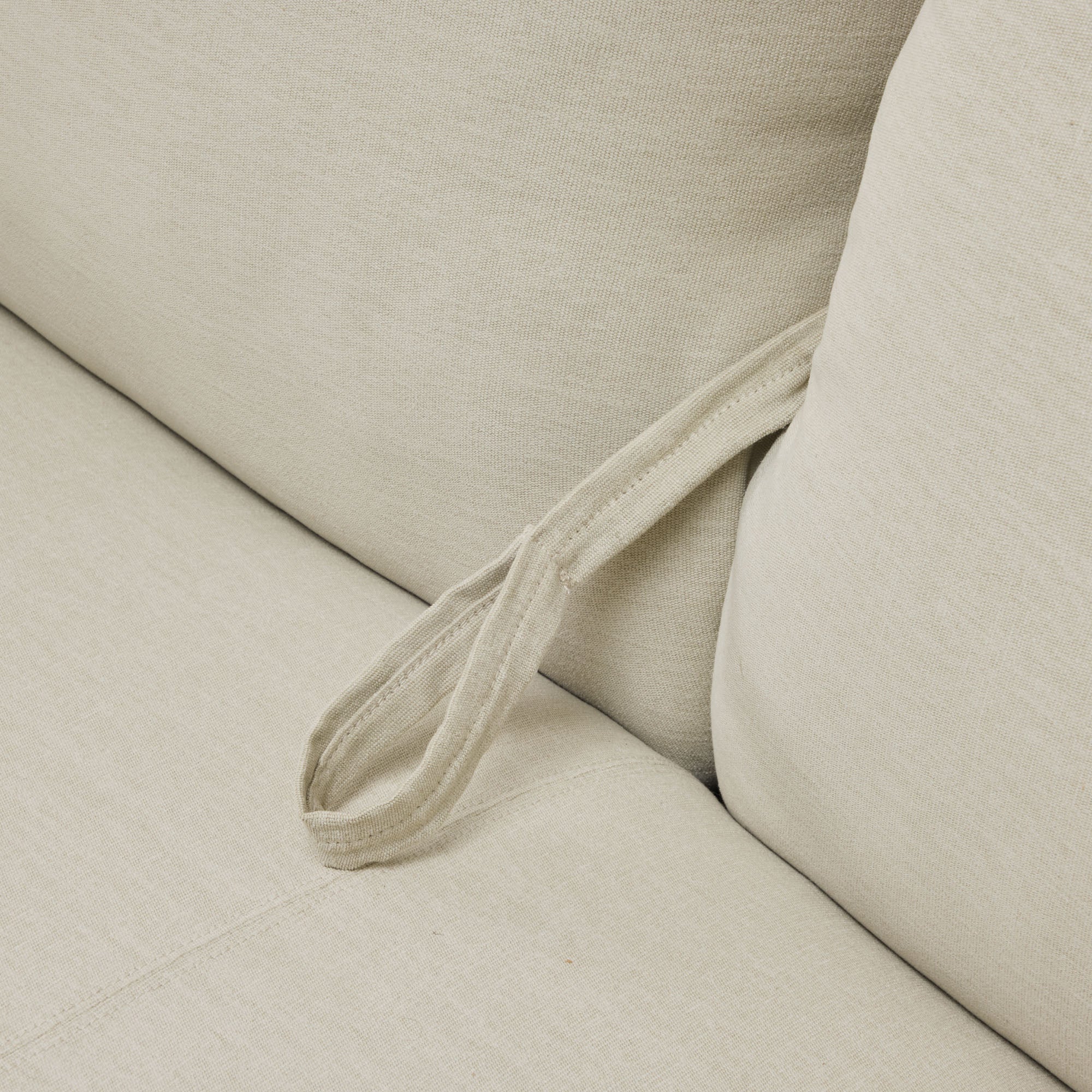 JANEL Barbate Cabrio-Sofa in warmem Beige