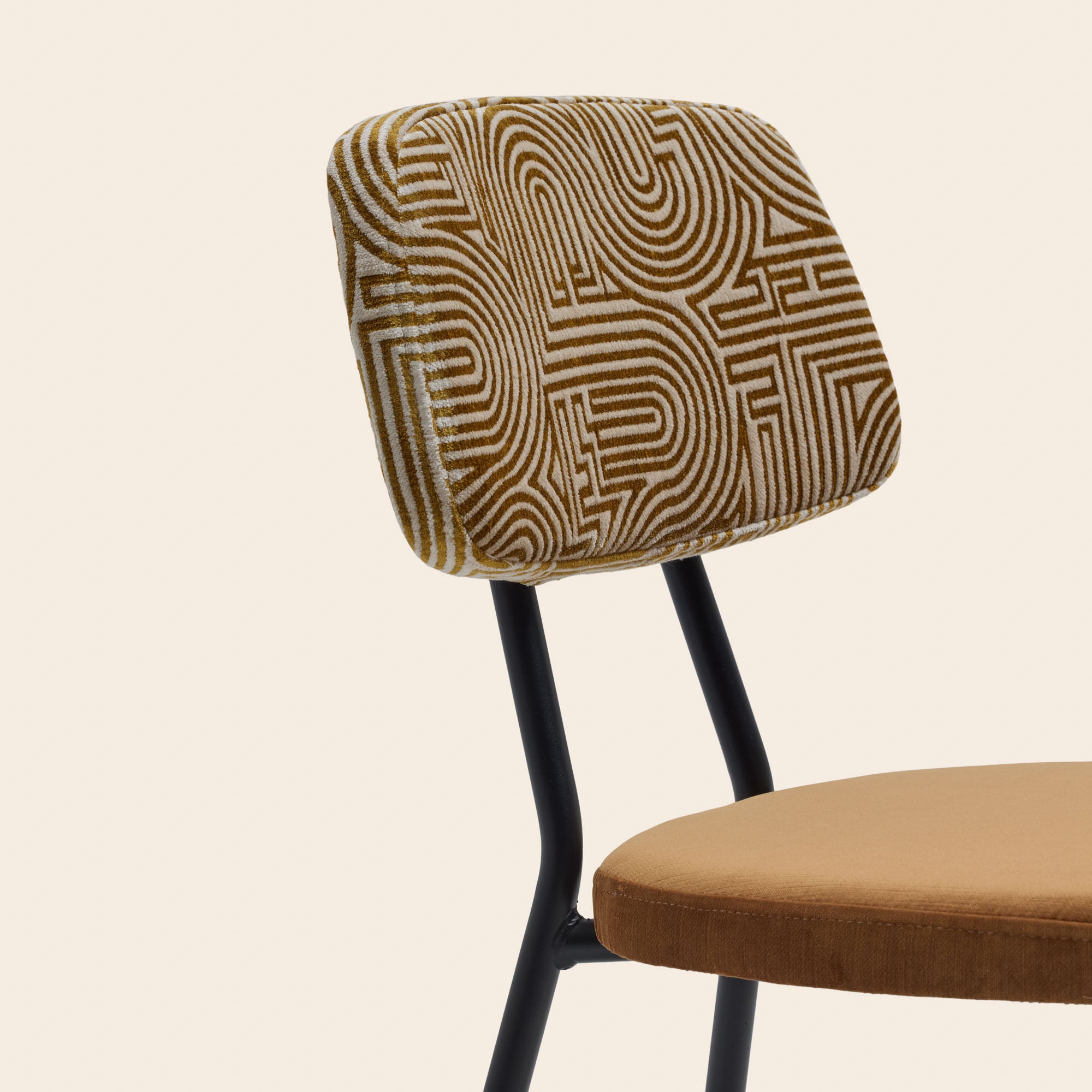 Chaise YSABEAU ecru et moutarde doré