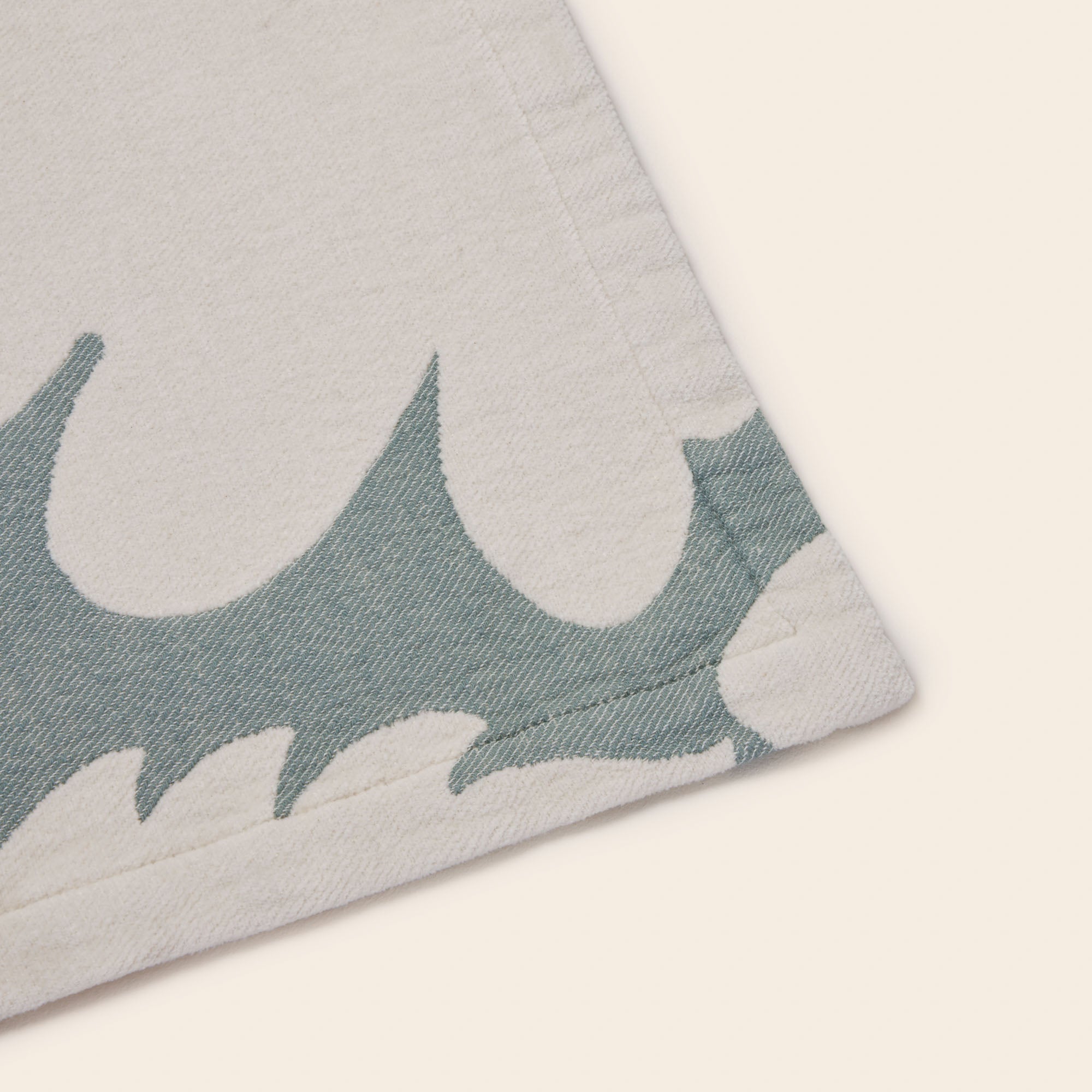 Sprei FLAURIA ivoor en saliegroen