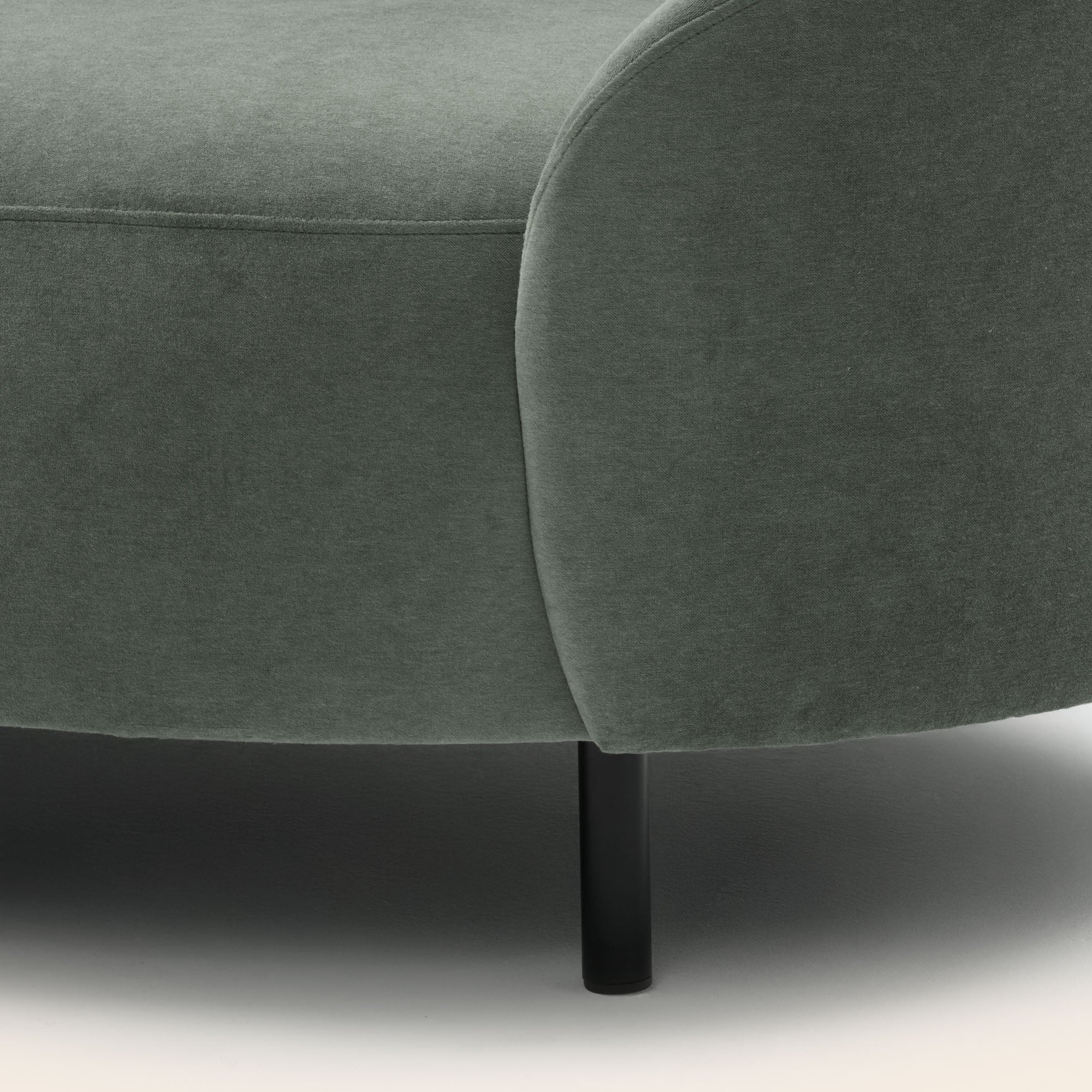 Fauteuil JULIKA velours kaki grisé